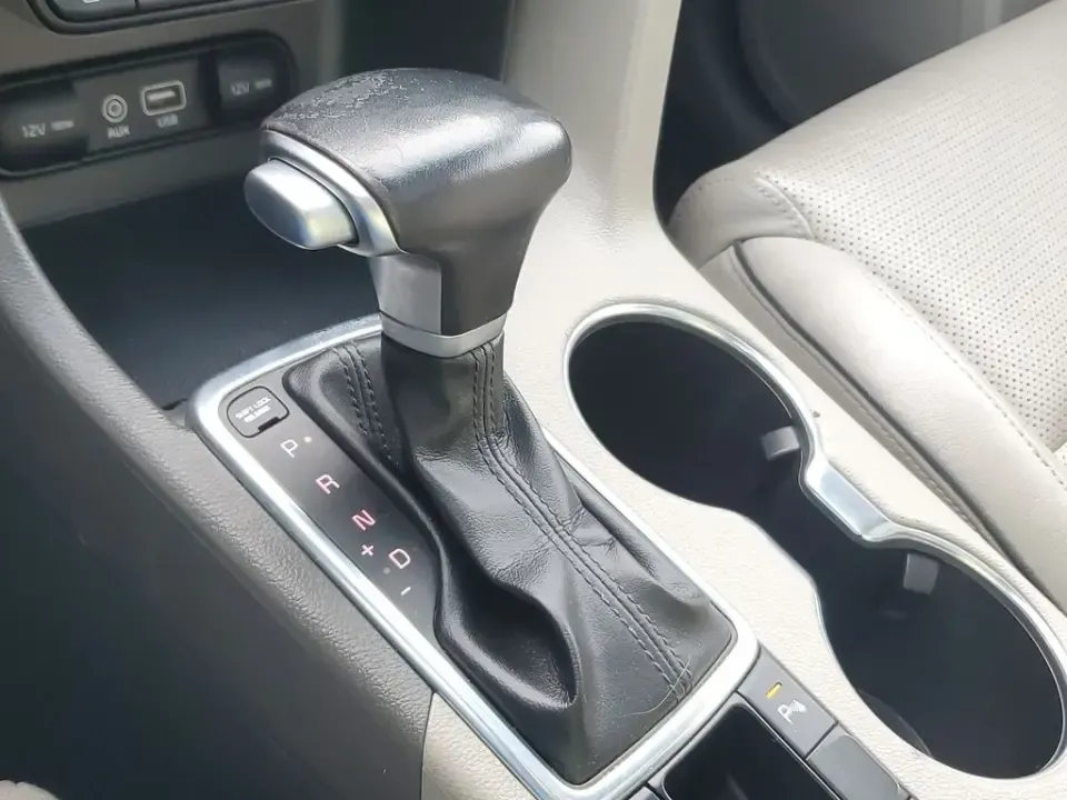 2018 /Gray Kia Sportage SX Turbo (KNDPRCA68J7) with an 4 Cyl, 2.0L engine, 6-speed automatic transmission, located at 6064 Gull Rd, Kalamazoo, MI, 49048, (269) 222-0088, 42.328388, -85.512924 - **Adventure Awaits with the 2018 Kia Sportage SX Turbo at AutoMaxx - Kalamazoo!**<br /> <br /> If you're searching for the perfect blend of style, comfort, and functionality, look no further than the 2018 Kia Sportage SX Turbo. Ideal for weekend getaways or daily commutes, this pre-owned SUV is read - Photo#29