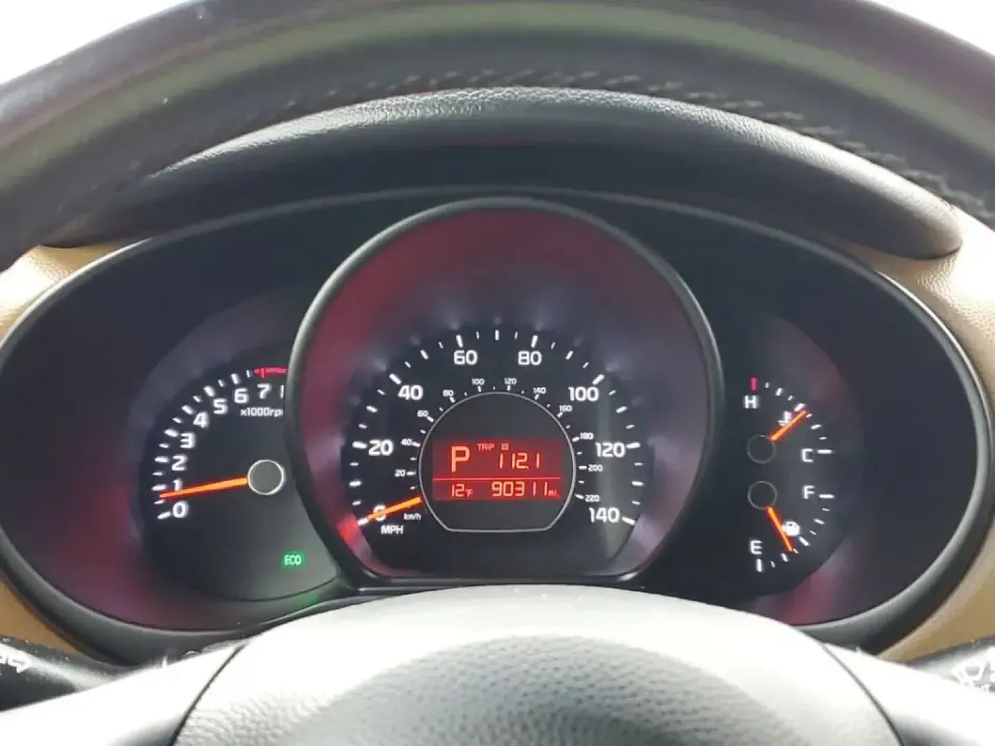 2016 /Brown 2-Tone Kia Soul + (KNDJP3A57G7) with an 4 Cyl, 2.0L engine, 6-speed automatic transmission, located at 6064 Gull Rd, Kalamazoo, MI, 49048, (269) 222-0088, 42.328388, -85.512924 - **Discover the Perfect Blend of Comfort and Style with This 2016 Kia Soul at AutoMaxx - Kalamazoo!**<br /> <br /> Are you ready to elevate your daily commute or embark on weekend adventures? Look no further than this stylish 2016 Kia Soul, available now at AutoMaxx - Kalamazoo. This pre-owned gem is - Photo#16