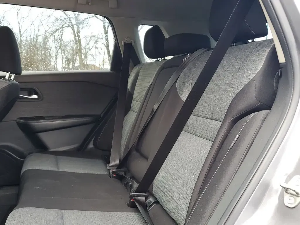 2023 /Charcoal Nissan Rogue SV (JN8BT3BA6PW) with an 3 Cyl, 1.5L engine, CVT transmission, located at 6064 Gull Rd, Kalamazoo, MI, 49048, (269) 222-0088, 42.328388, -85.512924 - **Unleash Adventure with this 2023 Nissan Rogue SV SUV - Your Perfect Companion for Everyday Journeys!**<br /> <br /> Are you ready to elevate your daily drives and weekend escapes? Look no further! The 2023 Nissan Rogue SV, now available at AutoMaxx in Kalamazoo, MI, is the ideal SUV for those who - Photo#7