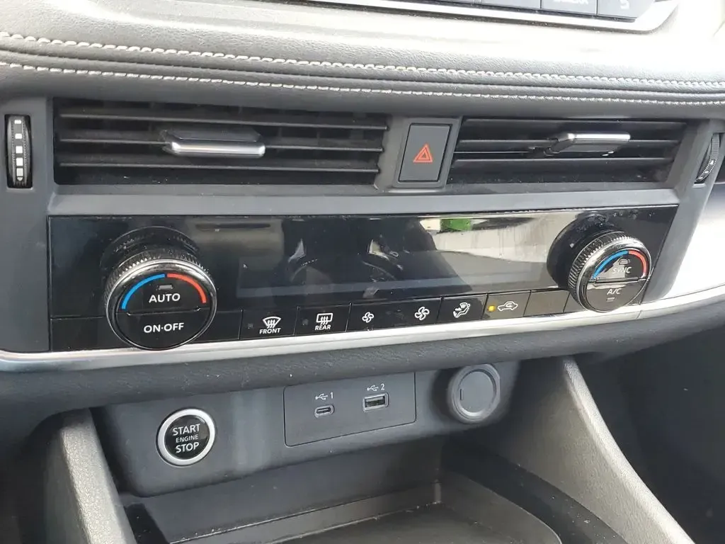 2023 /Charcoal Nissan Rogue SV (JN8BT3BA6PW) with an 3 Cyl, 1.5L engine, CVT transmission, located at 6064 Gull Rd, Kalamazoo, MI, 49048, (269) 222-0088, 42.328388, -85.512924 - **Unleash Adventure with this 2023 Nissan Rogue SV SUV - Your Perfect Companion for Everyday Journeys!**<br /> <br /> Are you ready to elevate your daily drives and weekend escapes? Look no further! The 2023 Nissan Rogue SV, now available at AutoMaxx in Kalamazoo, MI, is the ideal SUV for those who - Photo#22