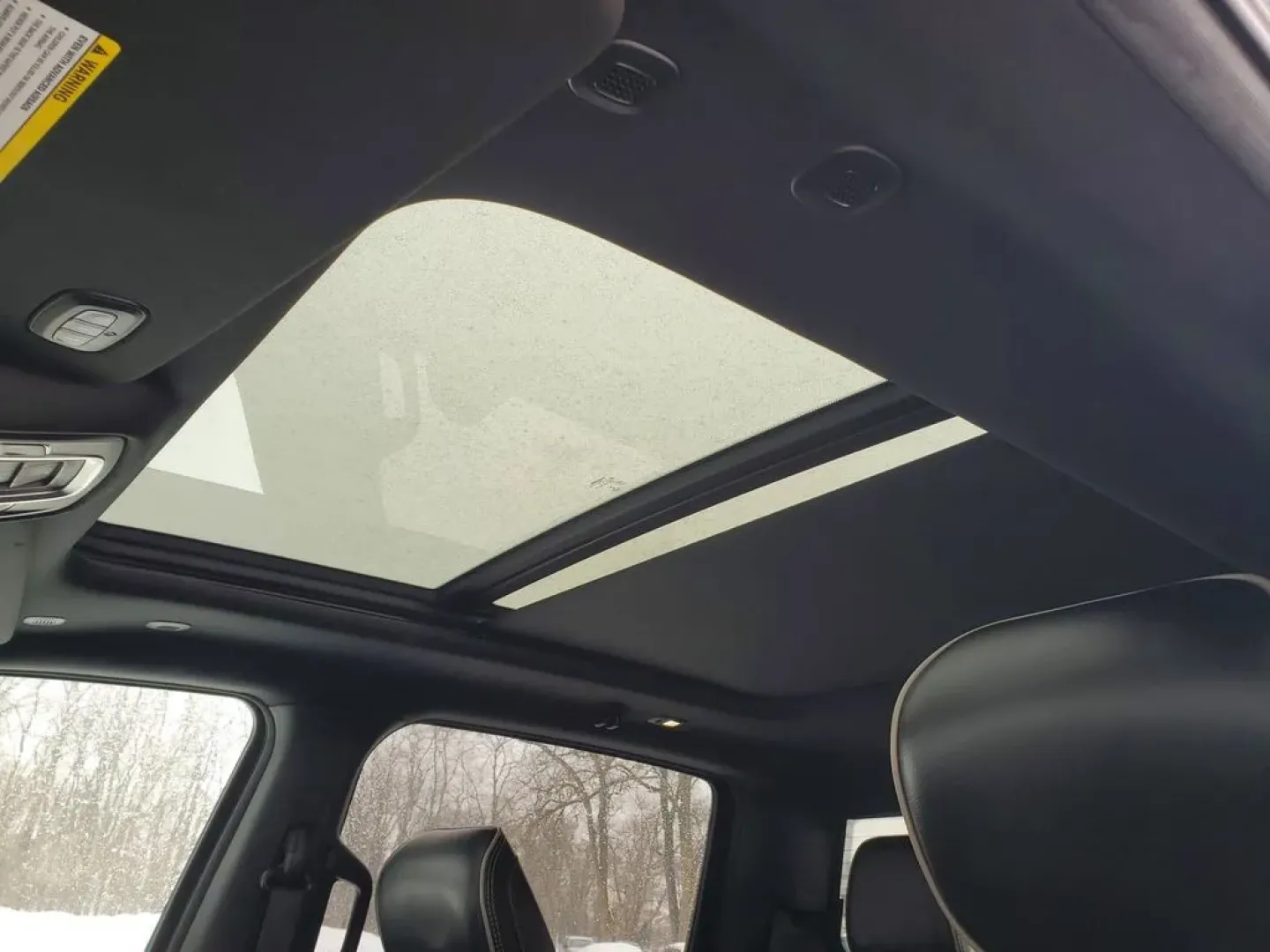 2019 /Black Ram 1500 Laramie (1C6SRFJT3KN) with an V8, 5.7L engine, 8-speed automatic transmission, located at 6064 Gull Rd, Kalamazoo, MI, 49048, (269) 222-0088, 42.328388, -85.512924 - **Discover Your Next Adventure with the 2019 Ram 1500 Laramie Perfect for Every Lifestyle!**<br /> <br /> At AutoMaxx - Kalamazoo, we understand that life is a journey, and having the right vehicle makes all the difference. Whether you're a weekend warrior looking to haul your gear for outdoor adve - Photo#14