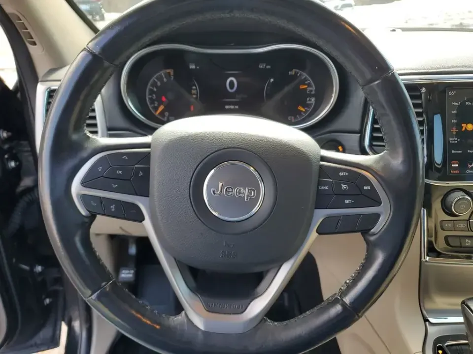 2020 /Light Frost Beige/Black Jeep Grand Cherokee Limited (1C4RJFBG3LC) with an V6, 3.6L engine, 8-speed automatic transmission, located at 6064 Gull Rd, Kalamazoo, MI, 49048, (269) 222-0088, 42.328388, -85.512924 - **Experience the Ultimate Adventure with the 2020 Jeep Grand Cherokee Limited at AutoMaxx Kalamazoo!**<br /> <br /> Are you searching for a versatile SUV that can elevate your weekend getaways or daily commutes? Look no further than the stunning 2020 Jeep Grand Cherokee Limited, available now at Au - Photo#19