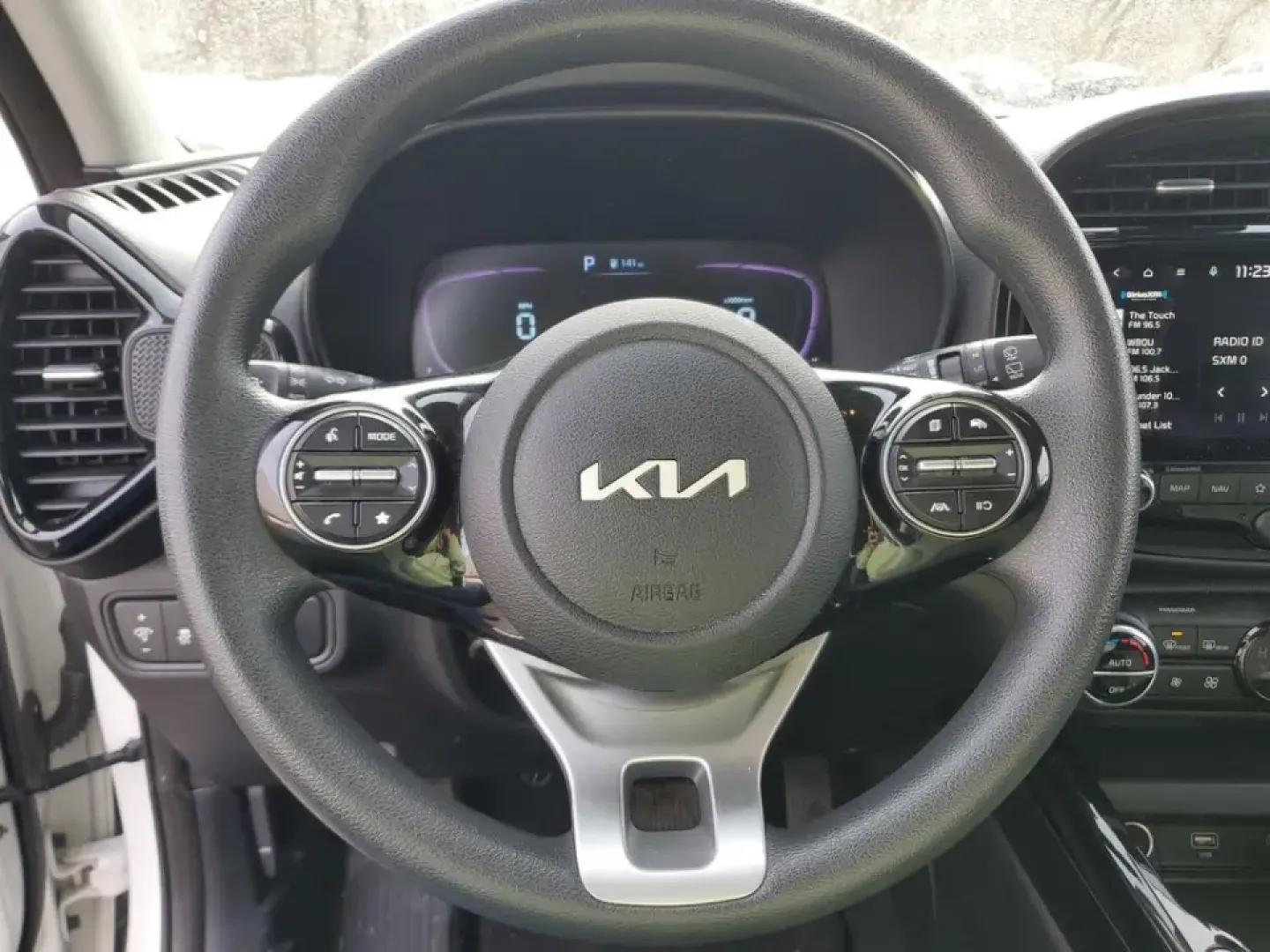 2024 /Black Kia Soul S (KNDJ23AUXR7) with an 4 Cyl, 2.0L engine, CVT transmission, located at 6064 Gull Rd, Kalamazoo, MI, 49048, (269) 222-0088, 42.328388, -85.512924 - **Discover the 2024 Kia Soul: Your Perfect Blend of Style and Functionality for Everyday Adventures!**<br /> <br /> Are you in the market for a versatile, affordable used car that seamlessly fits into your busy lifestyle? Look no further than the 2024 Kia Soul, available now at AutoMaxx - Kalamazoo!- Photo#16