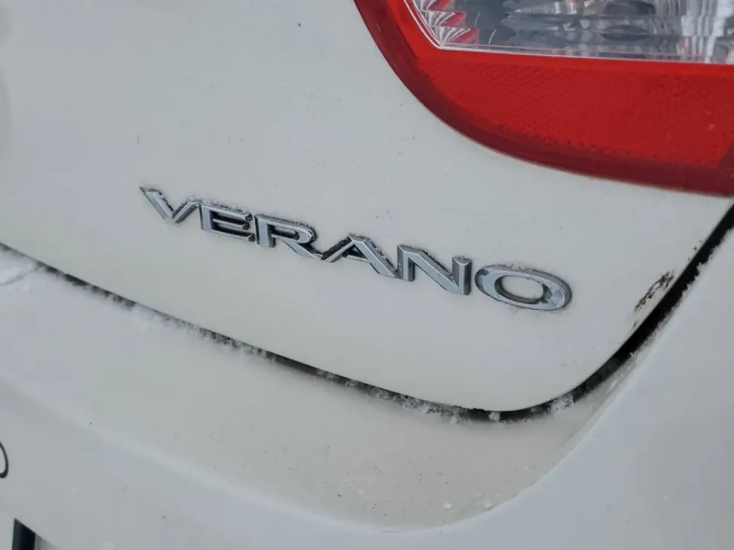 2014 /Cashmere Buick Verano Convenience Group (1G4PR5SK1E4) with an 4 Cyl, 2.4L engine, 6-speed automatic transmission, located at 6064 Gull Rd, Kalamazoo, MI, 49048, (269) 222-0088, 42.328388, -85.512924 - **Experience Luxury and Comfort with the 2014 Buick Verano - Perfect for Your Daily Commute!**<br /> <br /> Are you searching for a vehicle that balances comfort, style, and practicality? Look no further than this stunning 2014 Buick Verano available now at AutoMaxx - Kalamazoo! Located at 6064 Gull- Photo#4