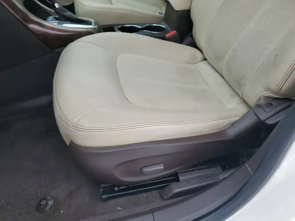 2014 /Cashmere Buick Verano Convenience Group (1G4PR5SK1E4) with an 4 Cyl, 2.4L engine, 6-speed automatic transmission, located at 6064 Gull Rd, Kalamazoo, MI, 49048, (269) 222-0088, 42.328388, -85.512924 - **Experience Luxury and Comfort with the 2014 Buick Verano - Perfect for Your Daily Commute!**<br /> <br /> Are you searching for a vehicle that balances comfort, style, and practicality? Look no further than this stunning 2014 Buick Verano available now at AutoMaxx - Kalamazoo! Located at 6064 Gull - Photo#12