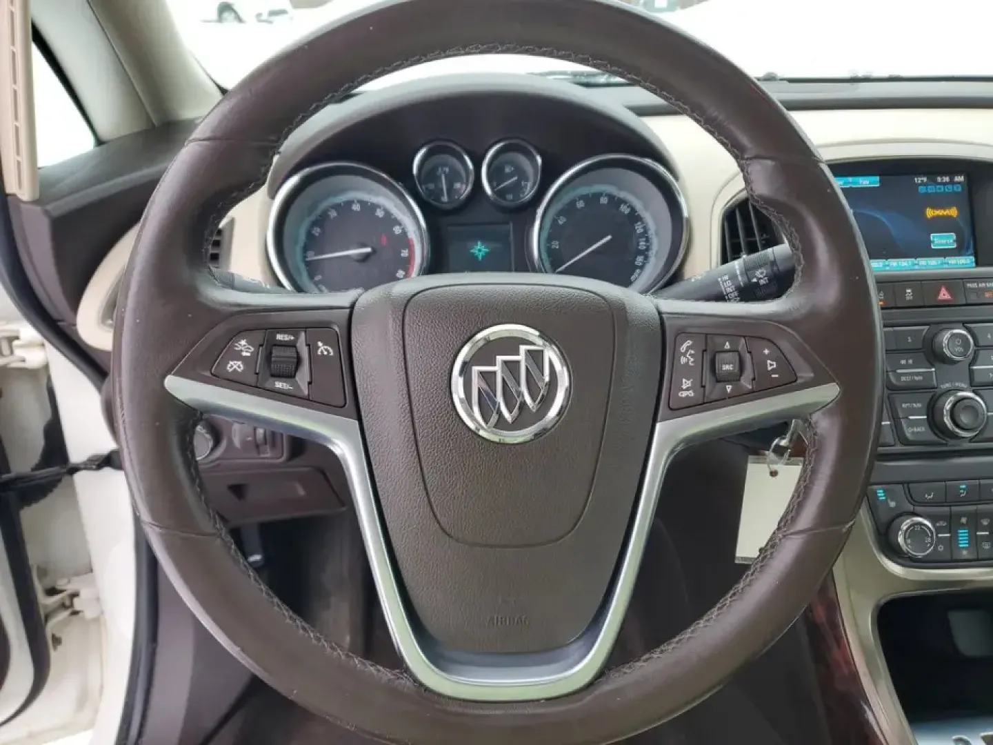 2014 /Cashmere Buick Verano Convenience Group (1G4PR5SK1E4) with an 4 Cyl, 2.4L engine, 6-speed automatic transmission, located at 6064 Gull Rd, Kalamazoo, MI, 49048, (269) 222-0088, 42.328388, -85.512924 - **Experience Luxury and Comfort with the 2014 Buick Verano - Perfect for Your Daily Commute!**<br /> <br /> Are you searching for a vehicle that balances comfort, style, and practicality? Look no further than this stunning 2014 Buick Verano available now at AutoMaxx - Kalamazoo! Located at 6064 Gull- Photo#17