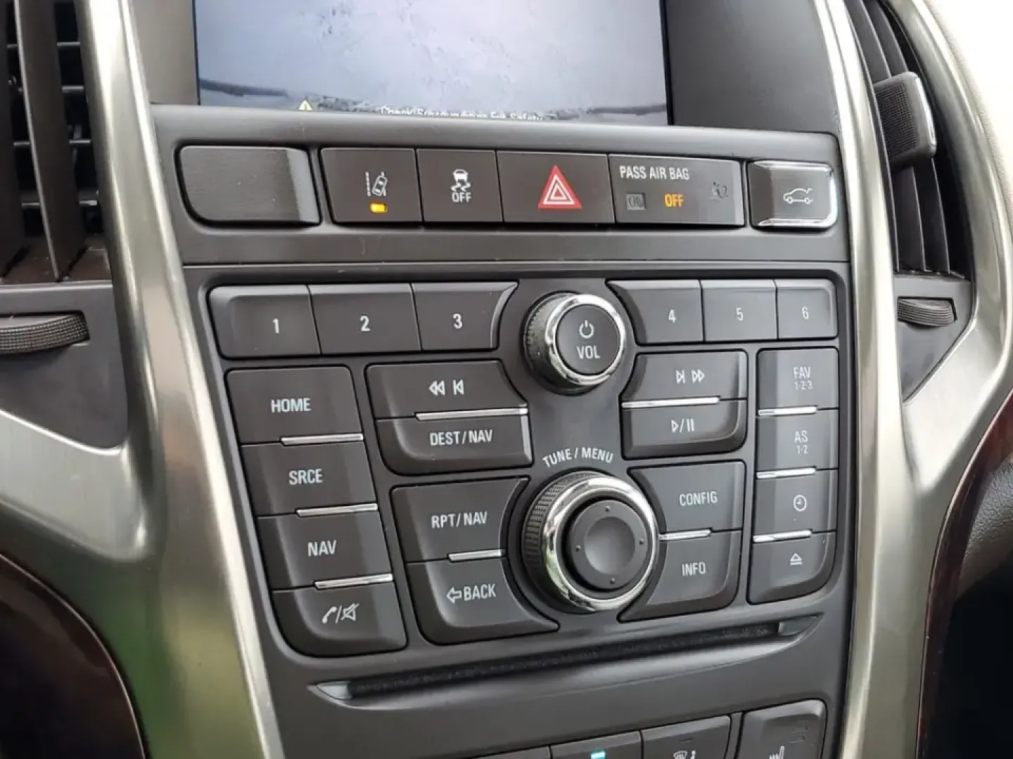 2014 /Cashmere Buick Verano Convenience Group (1G4PR5SK1E4) with an 4 Cyl, 2.4L engine, 6-speed automatic transmission, located at 6064 Gull Rd, Kalamazoo, MI, 49048, (269) 222-0088, 42.328388, -85.512924 - **Experience Luxury and Comfort with the 2014 Buick Verano - Perfect for Your Daily Commute!**<br /> <br /> Are you searching for a vehicle that balances comfort, style, and practicality? Look no further than this stunning 2014 Buick Verano available now at AutoMaxx - Kalamazoo! Located at 6064 Gull- Photo#23