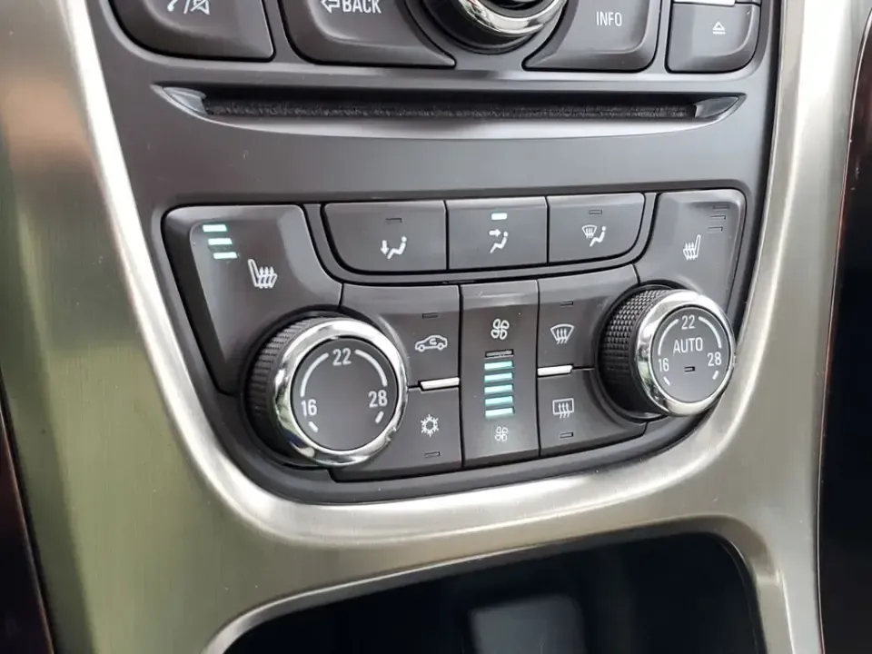 2014 /Cashmere Buick Verano Convenience Group (1G4PR5SK1E4) with an 4 Cyl, 2.4L engine, 6-speed automatic transmission, located at 6064 Gull Rd, Kalamazoo, MI, 49048, (269) 222-0088, 42.328388, -85.512924 - **Experience Luxury and Comfort with the 2014 Buick Verano - Perfect for Your Daily Commute!**<br /> <br /> Are you searching for a vehicle that balances comfort, style, and practicality? Look no further than this stunning 2014 Buick Verano available now at AutoMaxx - Kalamazoo! Located at 6064 Gull - Photo#24