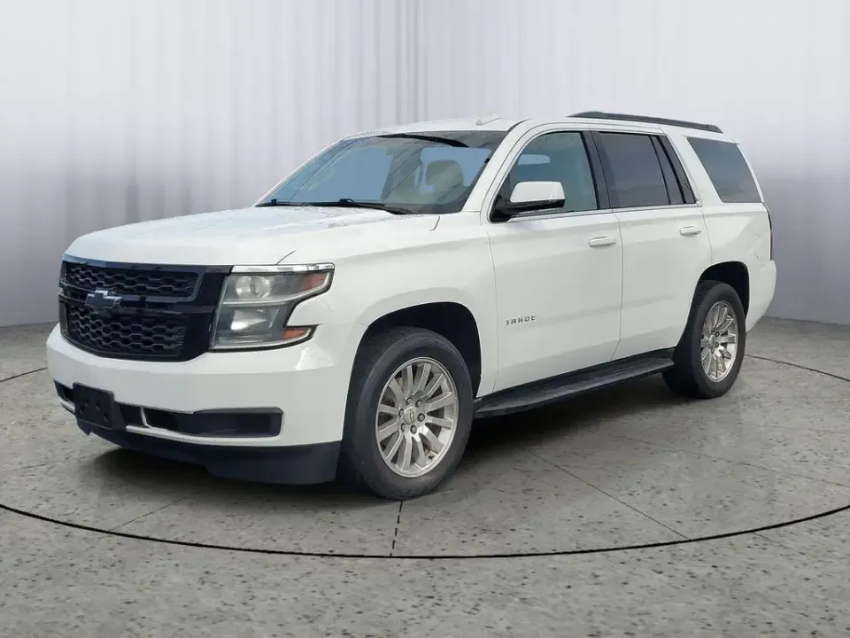 2020 /Jet Black Chevrolet Tahoe LS (1GNSKAKC1LR) with an V8, 5.3L engine, 6-speed automatic transmission, located at 6064 Gull Rd, Kalamazoo, MI, 49048, (269) 222-0088, 42.328388, -85.512924 - **Discover Your Next Adventure with the 2020 Chevrolet Tahoe at AutoMaxx - Kalamazoo!**<br /> <br /> Are you ready to elevate your family road trips or weekend adventures? The 2020 Chevrolet Tahoe, available now at AutoMaxx in Kalamazoo, MI, is designed to accommodate everything from daily commutes - Photo#1