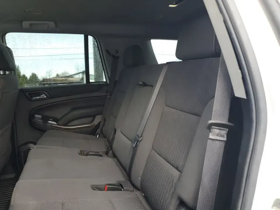 2020 /Jet Black Chevrolet Tahoe LS (1GNSKAKC1LR) with an V8, 5.3L engine, 6-speed automatic transmission, located at 6064 Gull Rd, Kalamazoo, MI, 49048, (269) 222-0088, 42.328388, -85.512924 - **Discover Your Next Adventure with the 2020 Chevrolet Tahoe at AutoMaxx - Kalamazoo!**<br /> <br /> Are you ready to elevate your family road trips or weekend adventures? The 2020 Chevrolet Tahoe, available now at AutoMaxx in Kalamazoo, MI, is designed to accommodate everything from daily commutes - Photo#7