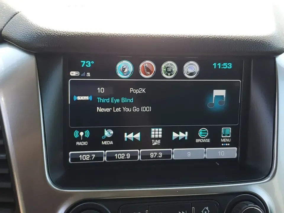 2020 Summit White Chevrolet Tahoe LS (1GNSKAKC1LR) with an EcoTec3 5.3L V8 engine, Automatic transmission, located at 6064 Gull Rd, Kalamazoo, MI, 49048, (269) 222-0088, 42.328388, -85.512924- Photo#38