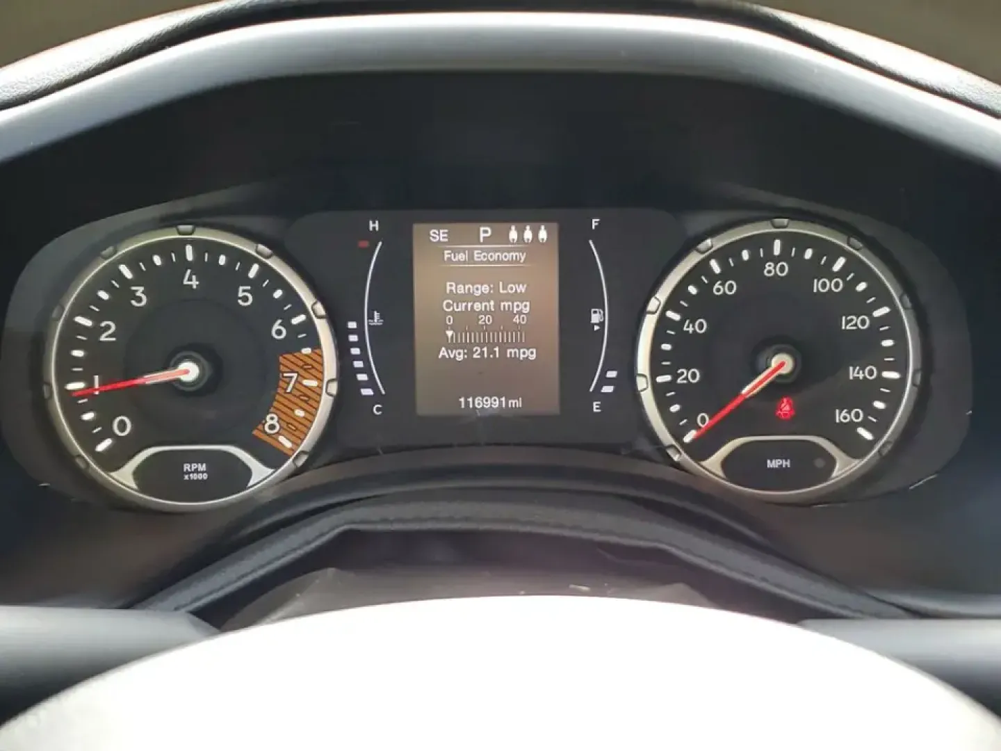 2019 /Black Jeep Renegade Sport (ZACNJBAB6KP) with an 4 Cyl, 2.4L engine, 9-speed automatic transmission, located at 6064 Gull Rd, Kalamazoo, MI, 49048, (269) 222-0088, 42.328388, -85.512924 - **Explore Adventure with the 2019 Jeep Renegade Sport - Your Perfect Crossover SUV!**<br /> <br /> Are you ready to embark on your next adventure? The 2019 Jeep Renegade Sport is the perfect companion for weekend getaways, daily commutes, and everything in between. Designed for those who crave a lif- Photo#16