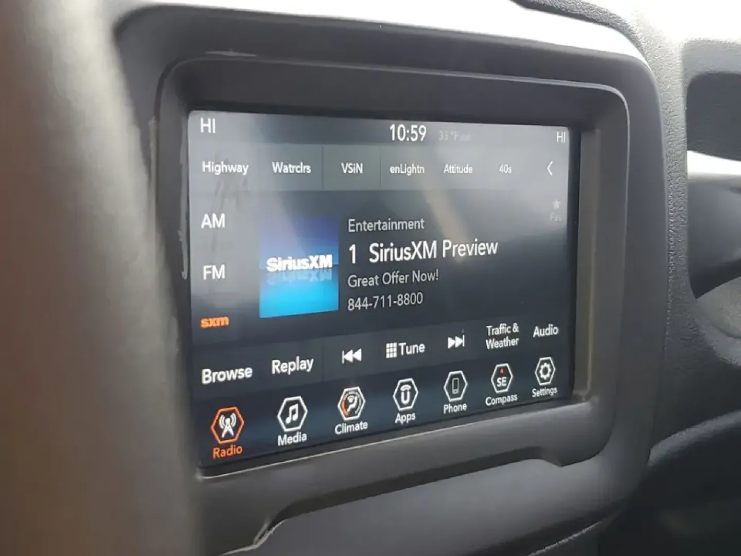 2019 /Black Jeep Renegade Sport (ZACNJBAB6KP) with an 4 Cyl, 2.4L engine, 9-speed automatic transmission, located at 6064 Gull Rd, Kalamazoo, MI, 49048, (269) 222-0088, 42.328388, -85.512924 - **Explore Adventure with the 2019 Jeep Renegade Sport - Your Perfect Crossover SUV!**<br /> <br /> Are you ready to embark on your next adventure? The 2019 Jeep Renegade Sport is the perfect companion for weekend getaways, daily commutes, and everything in between. Designed for those who crave a lif- Photo#17