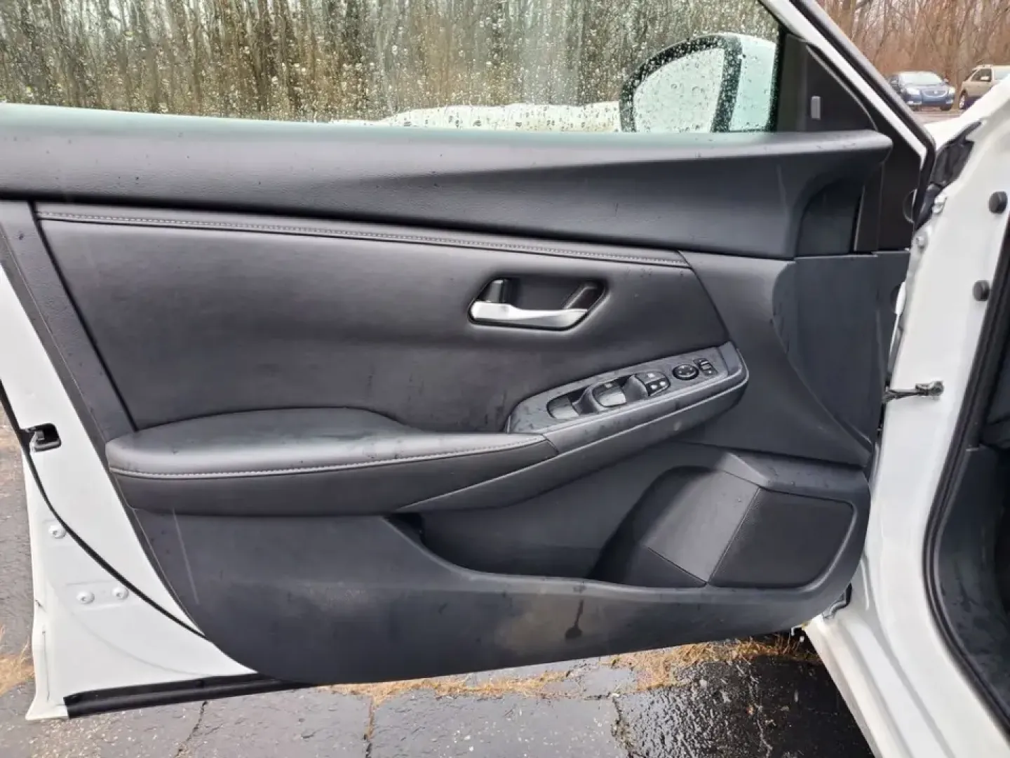 2023 /Charcoal Nissan Sentra SV (3N1AB8CV1PY) with an 4 Cyl, 2.0L engine, CVT transmission, located at 6064 Gull Rd, Kalamazoo, MI, 49048, (269) 222-0088, 42.328388, -85.512924 - Built for real life in Southwest Michigan-whether you're tackling a long commute to downtown Kalamazoo, shuttling kids between school and practice, or planning an easy weekend escape to Lake Michigan-this **2023 Nissan Sentra SV** delivers the comfort, tech, and confidence that make everyday driving- Photo#10