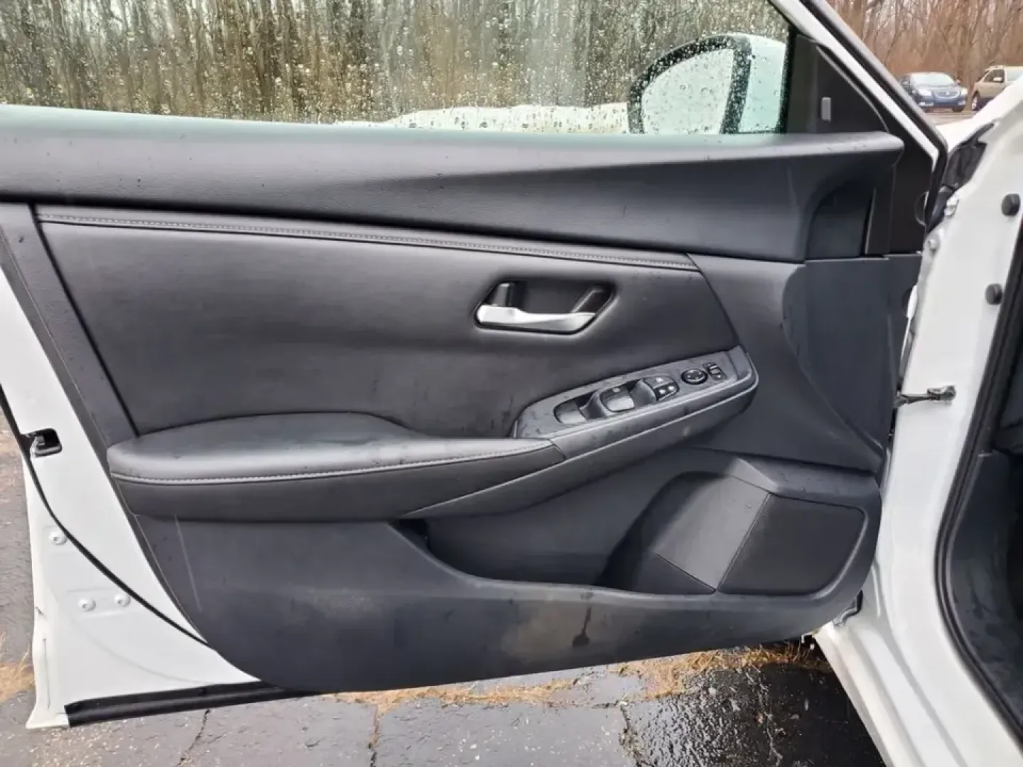 2023 /Charcoal Nissan Sentra SV (3N1AB8CV1PY) with an 4 Cyl, 2.0L engine, CVT transmission, located at 6064 Gull Rd, Kalamazoo, MI, 49048, (269) 222-0088, 42.328388, -85.512924 - Built for real life in Southwest Michigan-whether you're tackling a long commute to downtown Kalamazoo, shuttling kids between school and practice, or planning an easy weekend escape to Lake Michigan-this **2023 Nissan Sentra SV** delivers the comfort, tech, and confidence that make everyday driving - Photo#10