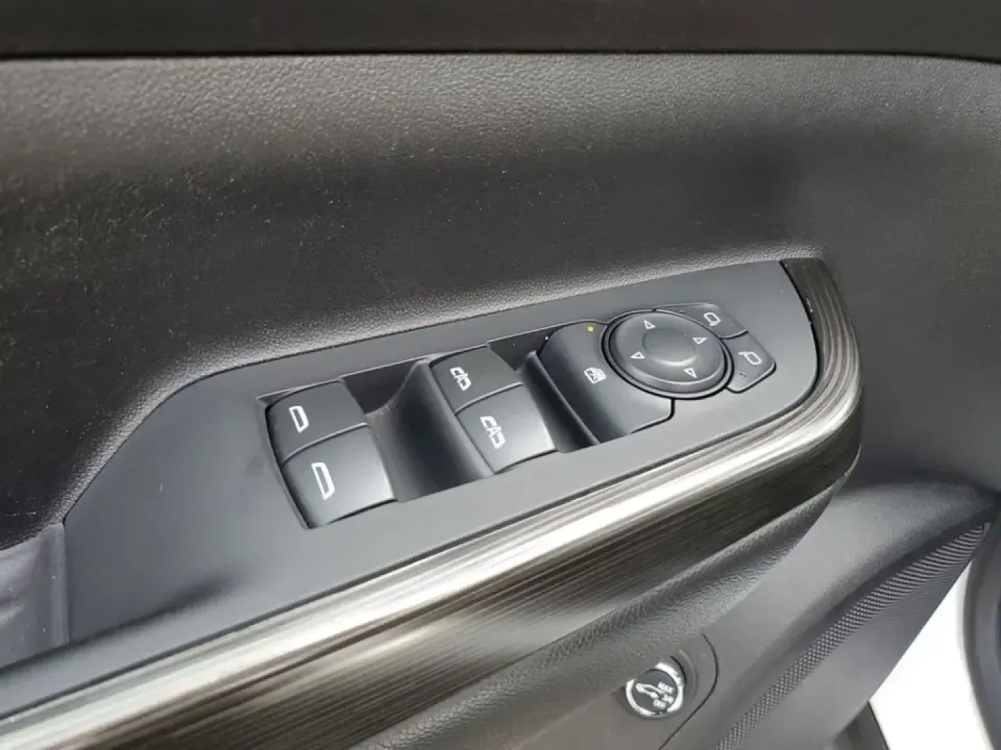 2023 /Jet Black GMC Acadia SLT (1GKKNML48PZ) with an 4 Cyl, 2.0L engine, 9-speed automatic transmission, located at 6064 Gull Rd, Kalamazoo, MI, 49048, (269) 222-0088, 42.328388, -85.512924 - Need a road-trip-ready SUV that can handle school drop-offs, long commutes across town, and weekend escapes to Lake Michigan without feeling cramped? This **2023 GMC Acadia SLT** delivers the comfort and tech families and busy professionals want, with three-row flexibility and a smooth, efficient tu - Photo#13