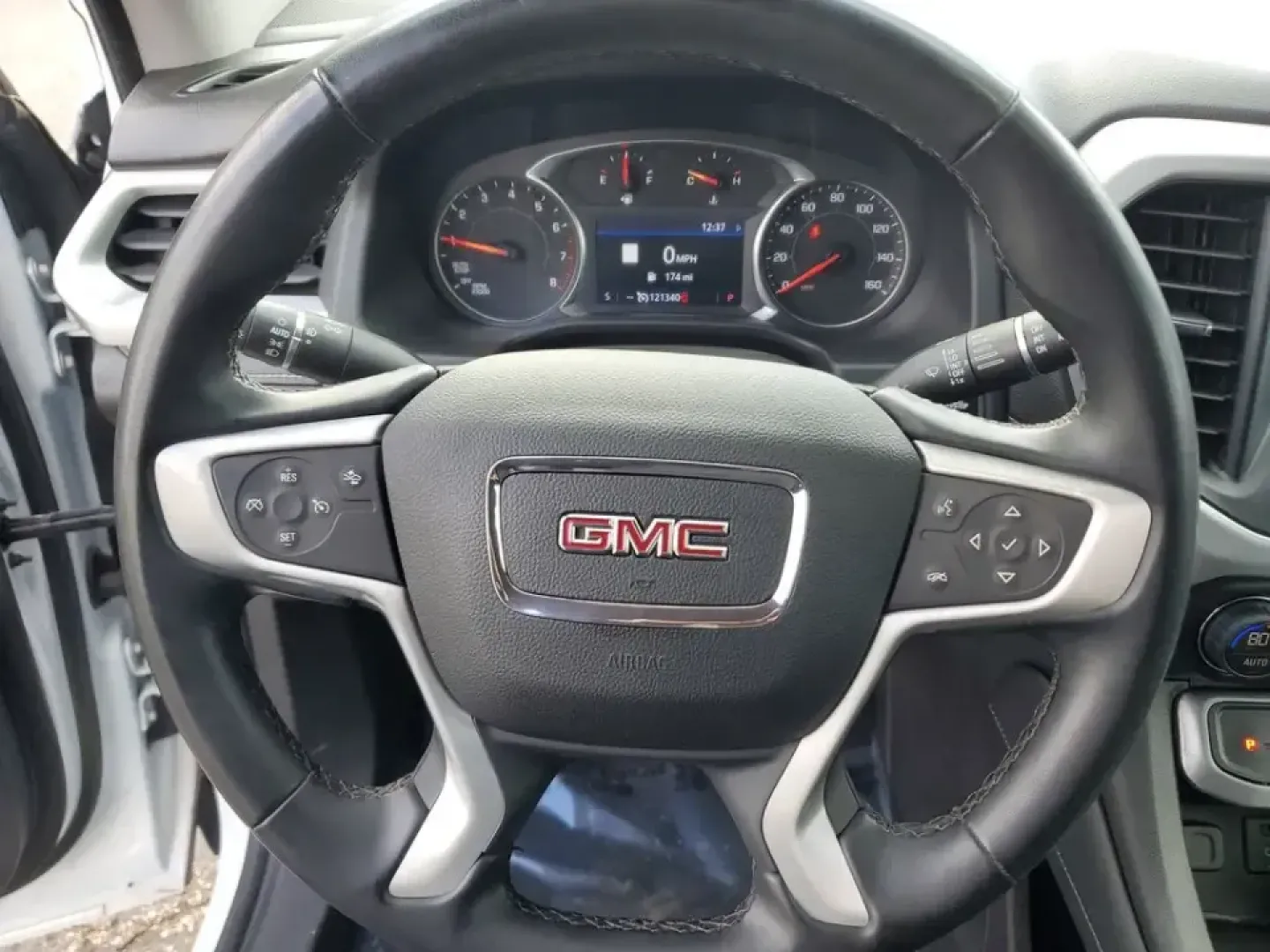 2023 /Jet Black GMC Acadia SLT (1GKKNML48PZ) with an 4 Cyl, 2.0L engine, 9-speed automatic transmission, located at 6064 Gull Rd, Kalamazoo, MI, 49048, (269) 222-0088, 42.328388, -85.512924 - Need a road-trip-ready SUV that can handle school drop-offs, long commutes across town, and weekend escapes to Lake Michigan without feeling cramped? This **2023 GMC Acadia SLT** delivers the comfort and tech families and busy professionals want, with three-row flexibility and a smooth, efficient tu - Photo#18