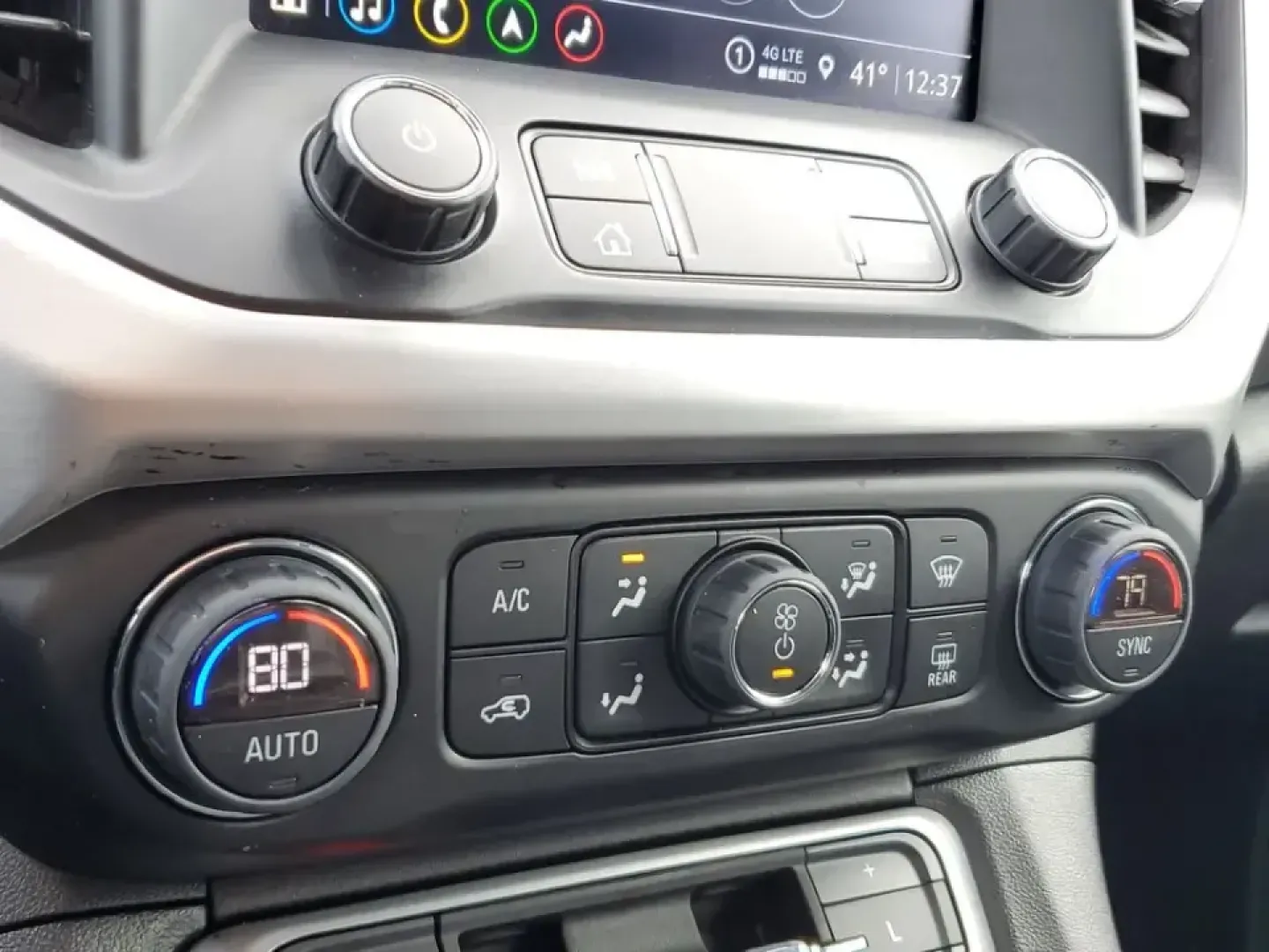 2023 /Jet Black GMC Acadia SLT (1GKKNML48PZ) with an 4 Cyl, 2.0L engine, 9-speed automatic transmission, located at 6064 Gull Rd, Kalamazoo, MI, 49048, (269) 222-0088, 42.328388, -85.512924 - Need a road-trip-ready SUV that can handle school drop-offs, long commutes across town, and weekend escapes to Lake Michigan without feeling cramped? This **2023 GMC Acadia SLT** delivers the comfort and tech families and busy professionals want, with three-row flexibility and a smooth, efficient tu - Photo#25