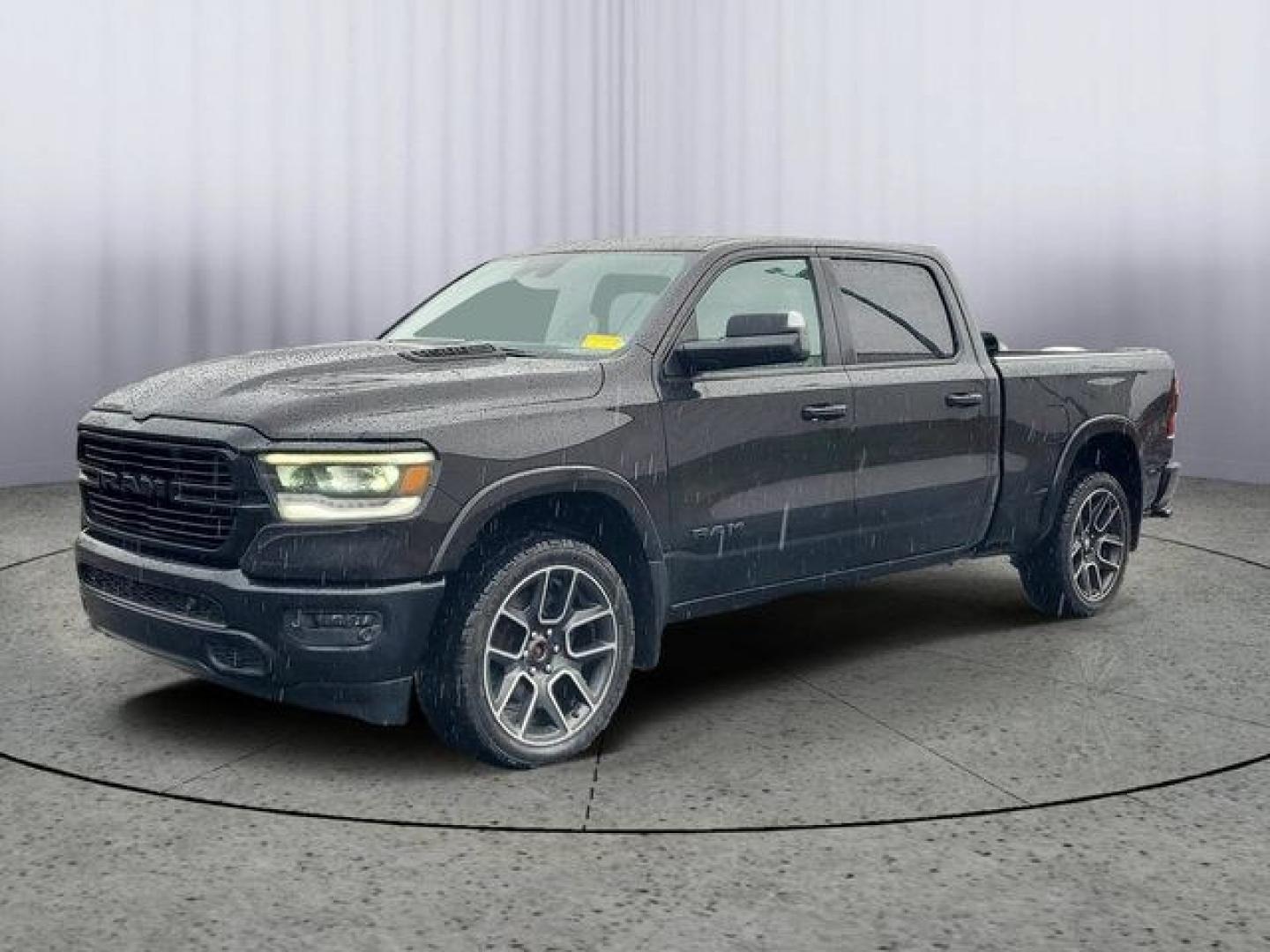 2019 Diamond Black Crystal Pearlcoat /Black Ram 1500 Laramie (1C6SRFRT4KN) with an HEMI 5.7L V8 Multi Displacement VVT engine, Automatic transmission, located at 6064 Gull Rd, Kalamazoo, MI, 49048, (269) 222-0088, 42.328388, -85.512924- Photo#1