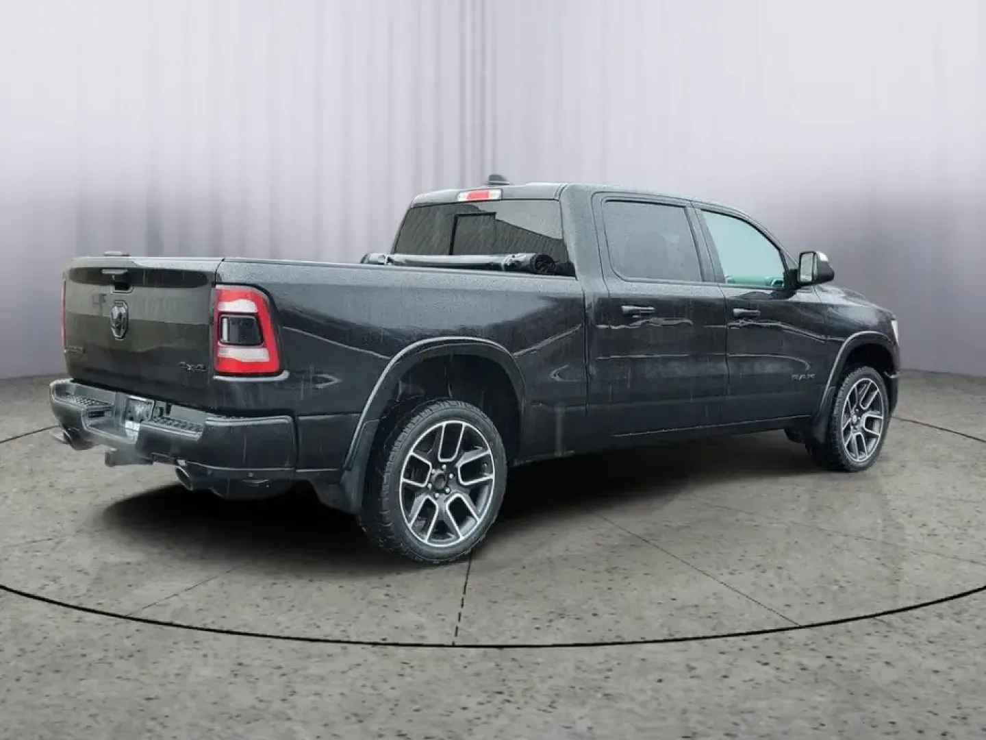 2019 /Black Ram 1500 Laramie (1C6SRFRT4KN) with an V8, 5.7L engine, 8-speed automatic transmission, located at 6064 Gull Rd, Kalamazoo, MI, 49048, (269) 222-0088, 42.328388, -85.512924 - Need a truck that can handle Michigan winters, weekend towing, and comfortable daily commuting from Kalamazoo to Portage or Battle Creek-without feeling like a bare-bones work rig? This 2019 Ram 1500 Laramie 4WD is built for real life: school runs, job sites, lake weekends, and long highway stretche - Photo#3