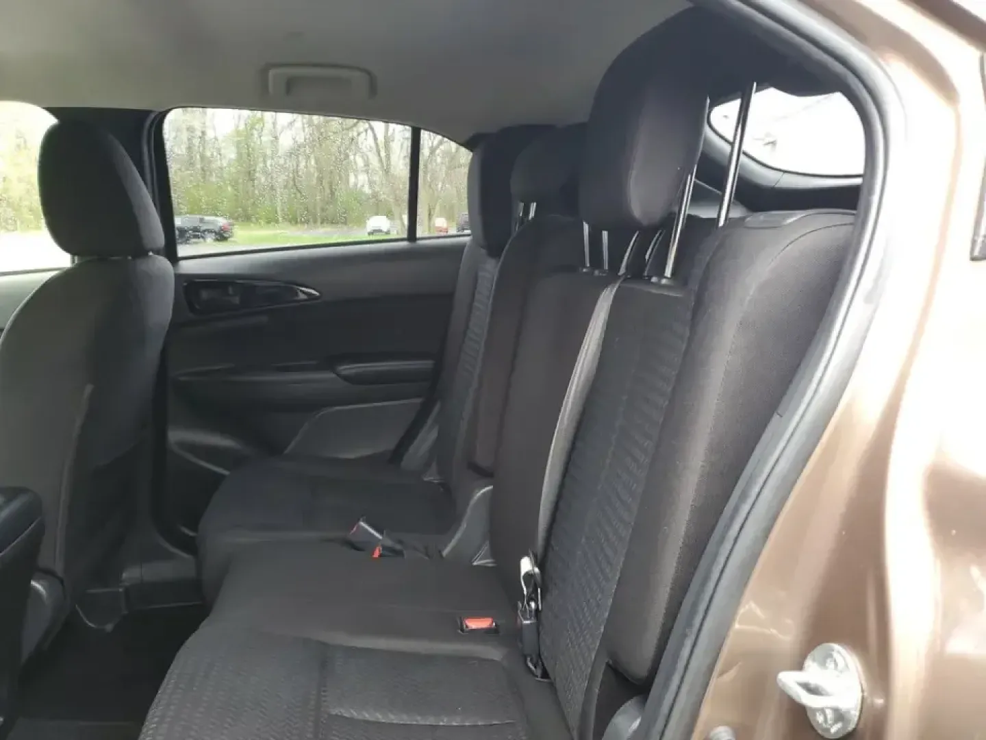 2020 /Black Mitsubishi Eclipse Cross ES (JA4AT3AA4LZ) with an 4 Cyl, 1.5L engine, 8-speed CVT transmission, located at 6064 Gull Rd, Kalamazoo, MI, 49048, (269) 222-0088, 42.328388, -85.512924 - Whether you're a Kalamazoo commuter battling unpredictable Michigan weather, a weekend adventurer heading out toward Gull Lake, or a growing household that needs one SUV to do it all, this 2020 Mitsubishi Eclipse Cross ES AWD is built for real life. With confident traction, smart safety tech, and ev - Photo#6