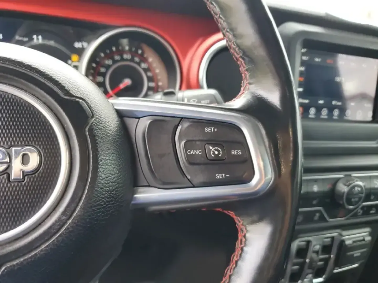 2021 /Black Jeep Wrangler Unlimited Rubicon (1C4HJXFN3MW) with an 4 Cyl, 2.0L engine, 8-speed automatic transmission, located at 6064 Gull Rd, Kalamazoo, MI, 49048, (269) 222-0088, 42.328388, -85.512924 - Whether your idea of a perfect weekend is a muddy two-track in the woods, a sunset cruise to Lake Michigan, or a snow-dusted commute across town, this 2021 Jeep Wrangler Unlimited Rubicon is built for the lifestyle that refuses to stay on pavement. With legendary Jeep capability, smart tech for ever - Photo#18