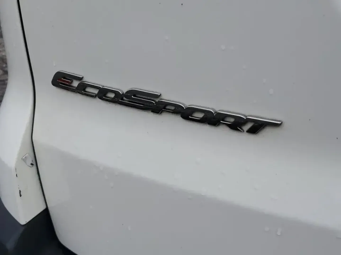 2020 /Ebony Black Ford Ecosport Titanium (MAJ6S3KL1LC) with an 4 Cyl, 2.0L engine, 6-speed automatic transmission, located at 6064 Gull Rd, Kalamazoo, MI, 49048, (269) 222-0088, 42.328388, -85.512924 - Whether your week is packed with long commutes down Gull Road, quick school drop-offs near Comstock, or spontaneous weekend escapes to the Kalamazoo River Valley Trail, this 2020 Ford EcoSport Titanium 4WD is built for real-life flexibility. It's the kind of compact SUV that fits easily into downtow - Photo#5