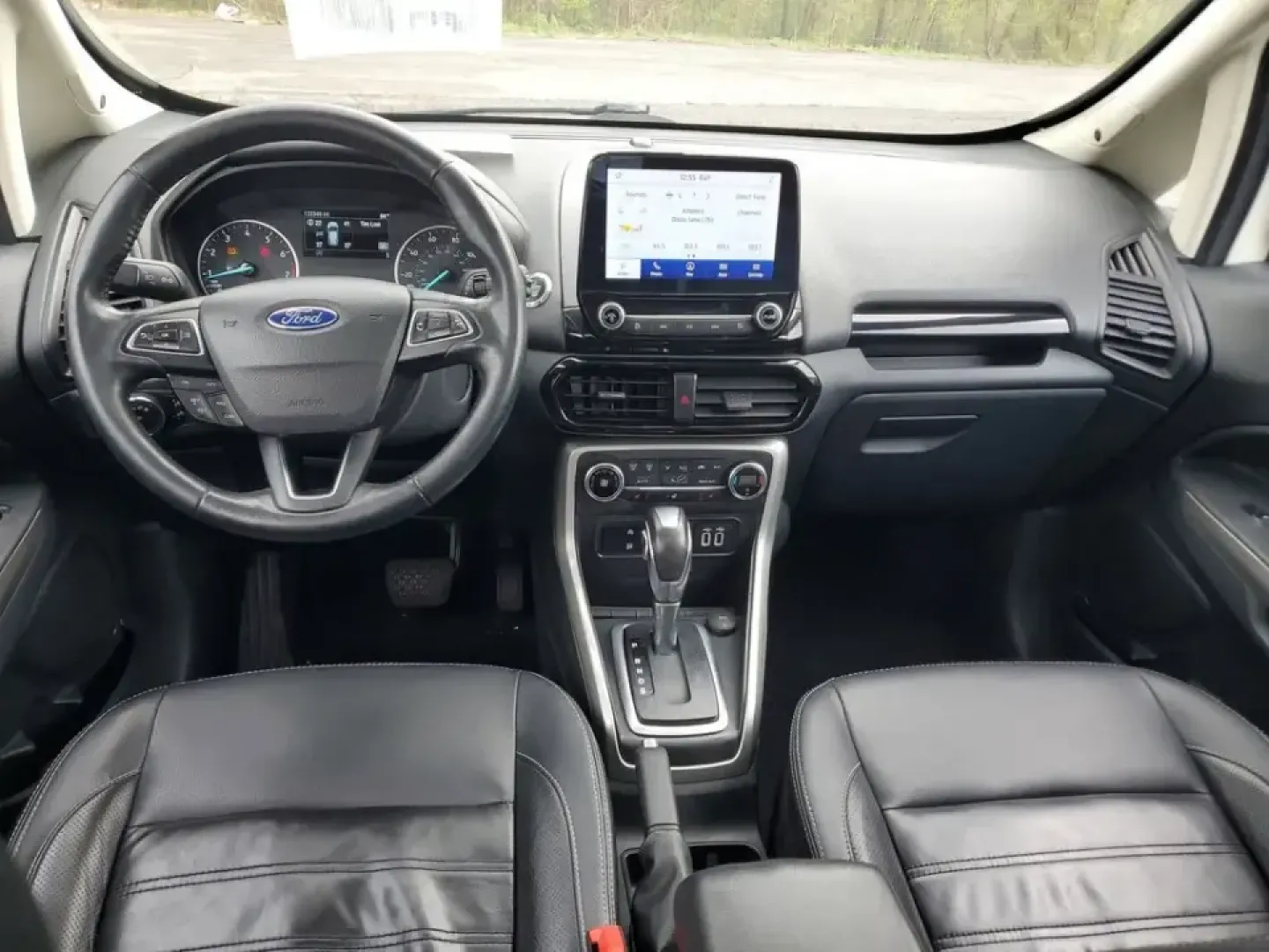 2020 /Ebony Black Ford Ecosport Titanium (MAJ6S3KL1LC) with an 4 Cyl, 2.0L engine, 6-speed automatic transmission, located at 6064 Gull Rd, Kalamazoo, MI, 49048, (269) 222-0088, 42.328388, -85.512924 - Whether your week is packed with long commutes down Gull Road, quick school drop-offs near Comstock, or spontaneous weekend escapes to the Kalamazoo River Valley Trail, this 2020 Ford EcoSport Titanium 4WD is built for real-life flexibility. It's the kind of compact SUV that fits easily into downtow - Photo#9