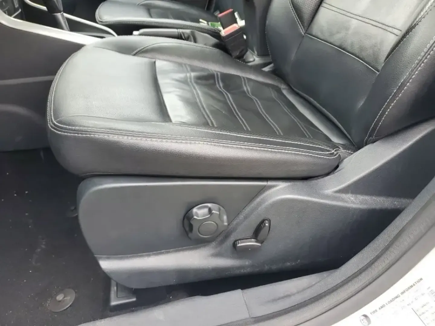 2020 /Ebony Black Ford Ecosport Titanium (MAJ6S3KL1LC) with an 4 Cyl, 2.0L engine, 6-speed automatic transmission, located at 6064 Gull Rd, Kalamazoo, MI, 49048, (269) 222-0088, 42.328388, -85.512924 - Whether your week is packed with long commutes down Gull Road, quick school drop-offs near Comstock, or spontaneous weekend escapes to the Kalamazoo River Valley Trail, this 2020 Ford EcoSport Titanium 4WD is built for real-life flexibility. It's the kind of compact SUV that fits easily into downtow - Photo#13