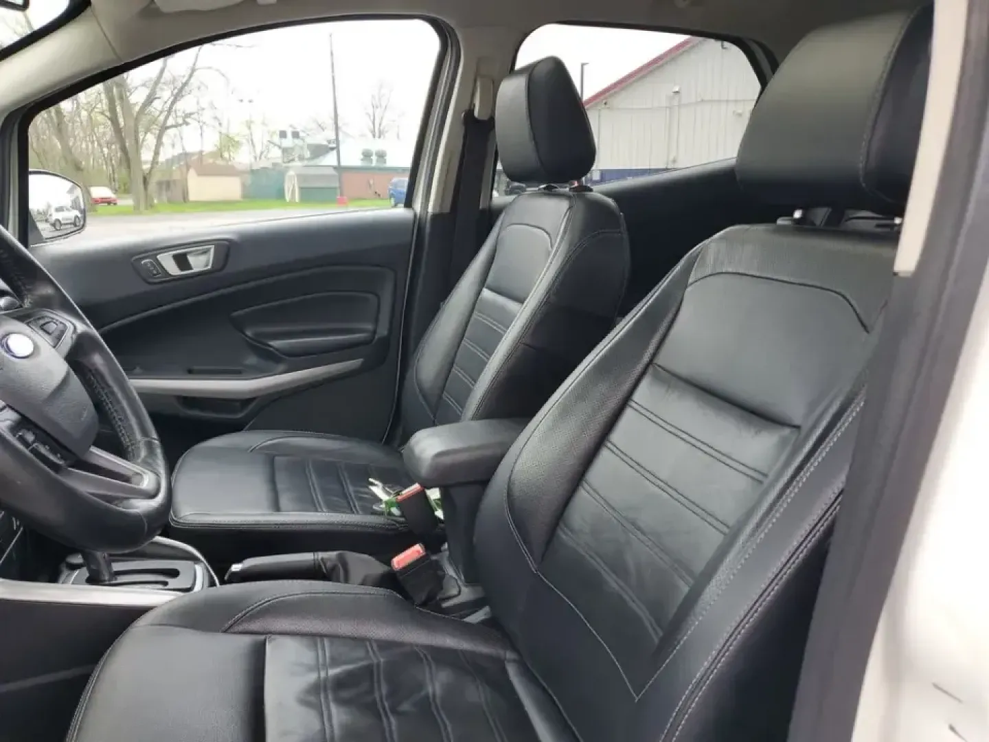 2020 /Ebony Black Ford Ecosport Titanium (MAJ6S3KL1LC) with an 4 Cyl, 2.0L engine, 6-speed automatic transmission, located at 6064 Gull Rd, Kalamazoo, MI, 49048, (269) 222-0088, 42.328388, -85.512924 - Whether your week is packed with long commutes down Gull Road, quick school drop-offs near Comstock, or spontaneous weekend escapes to the Kalamazoo River Valley Trail, this 2020 Ford EcoSport Titanium 4WD is built for real-life flexibility. It's the kind of compact SUV that fits easily into downtow - Photo#14