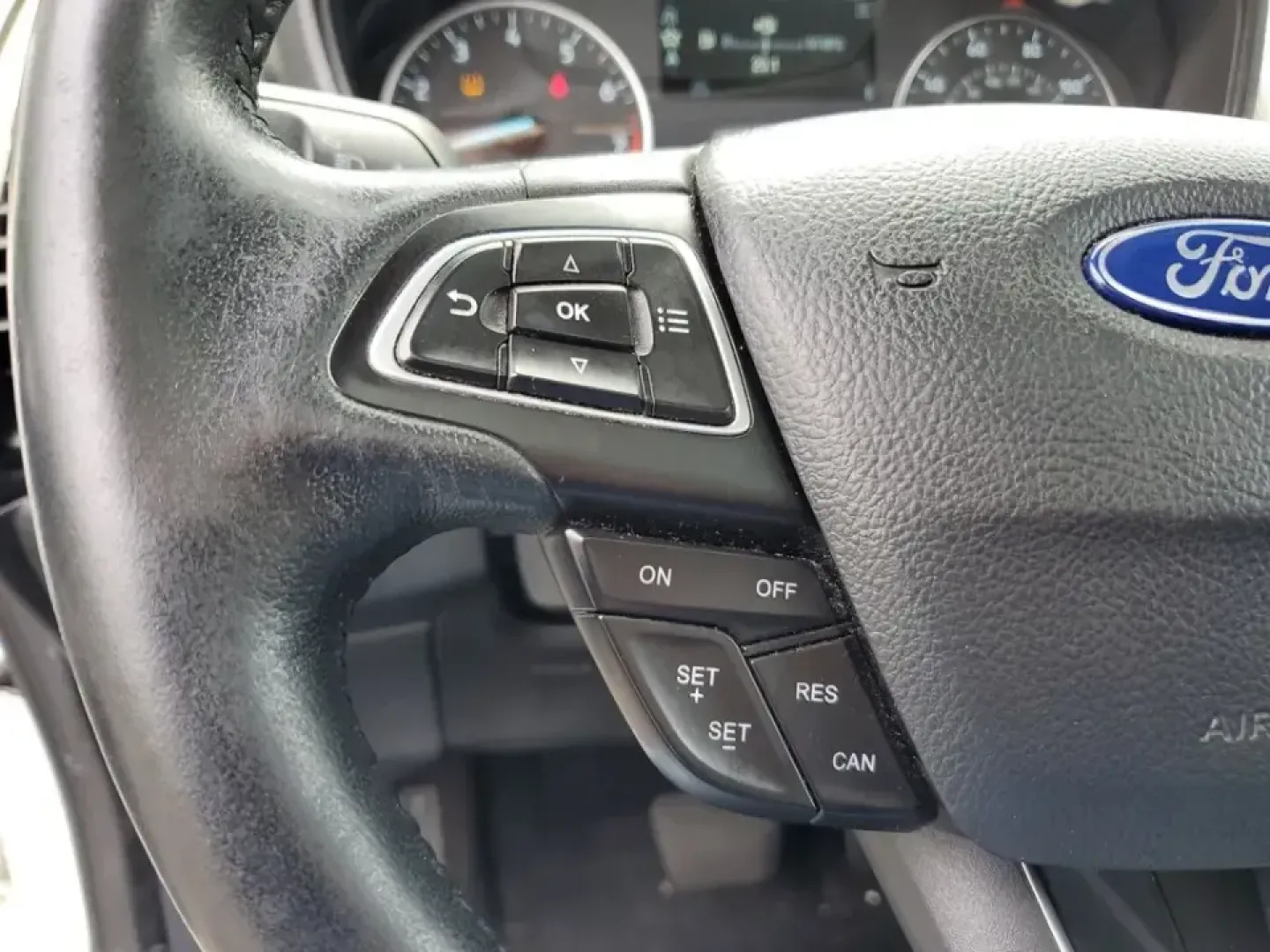 2020 /Ebony Black Ford Ecosport Titanium (MAJ6S3KL1LC) with an 4 Cyl, 2.0L engine, 6-speed automatic transmission, located at 6064 Gull Rd, Kalamazoo, MI, 49048, (269) 222-0088, 42.328388, -85.512924 - Whether your week is packed with long commutes down Gull Road, quick school drop-offs near Comstock, or spontaneous weekend escapes to the Kalamazoo River Valley Trail, this 2020 Ford EcoSport Titanium 4WD is built for real-life flexibility. It's the kind of compact SUV that fits easily into downtow - Photo#19
