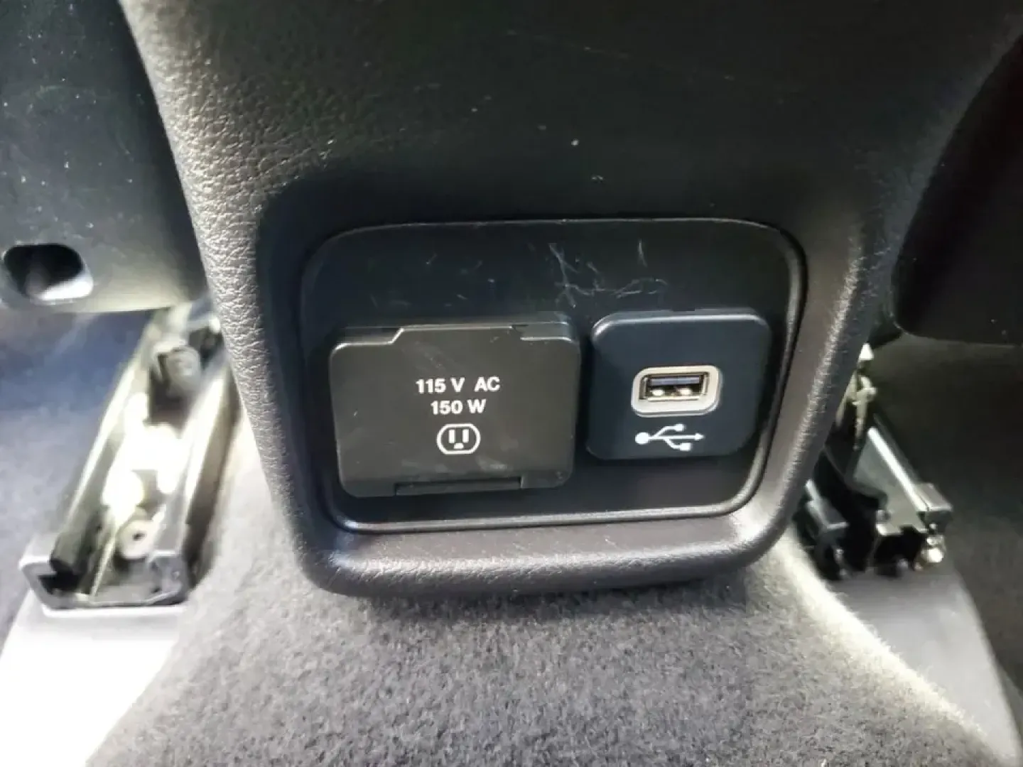2019 /Black Jeep Compass Limited (3C4NJDCB1KT) with an 4 Cyl, 2.4L engine, 9-speed automatic transmission, located at 6064 Gull Rd, Kalamazoo, MI, 49048, (269) 222-0088, 42.328388, -85.512924 - Whether your weekends include a quick escape to the lakes, a snowy commute across town, or packing up for a family road trip, this 2019 Jeep Compass Limited 4WD is built for the Kalamazoo lifestyle-comfortable for everyday errands and confident when Michigan weather turns unpredictable. Finished in - Photo#10