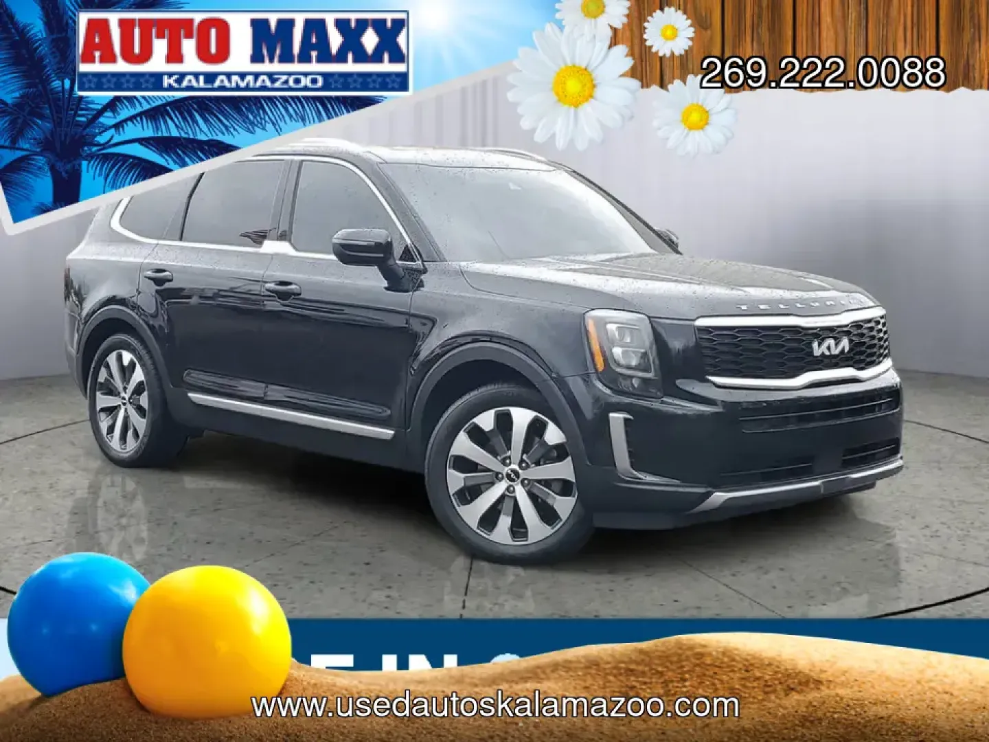 2022 /Black Kia Telluride EX (5XYP34HC3NG) with an V6, 3.8L engine, 8-speed automatic transmission, located at 6064 Gull Rd, Kalamazoo, MI, 49048, (269) 222-0088, 42.328388, -85.512924 - Picture the next Lake Michigan weekend, a kids' sports tournament run, or a smooth daily commute down Gull Road-all in one SUV that feels upscale, confident, and ready for real life. This 2022 Kia Telluride EX in Ebony Black is built for drivers who want three-row versatility without giving up comfo- Photo#0