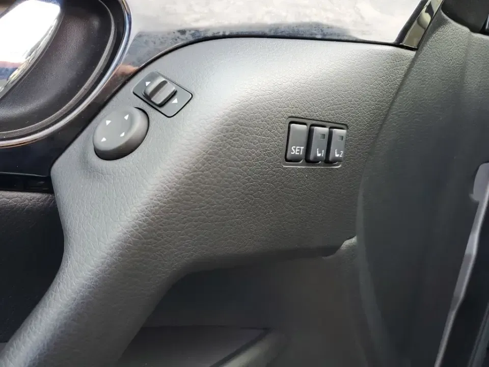 2022 /Charcoal Nissan Rogue SV (JN1BJ1BW8NW) with an 4 Cyl, 2.0L engine, CVT transmission, located at 6064 Gull Rd, Kalamazoo, MI, 49048, (269) 222-0088, 42.328388, -85.512924 - Whether your weeks are packed with long commutes up and down I-94, school drop-offs in Milwood, or spontaneous weekend escapes to Lake Michigan, this 2022 Nissan Rogue SV AWD is built to keep life moving comfortably and confidently. With its practical SUV layout, smart safety tech, and all-weather c - Photo#12