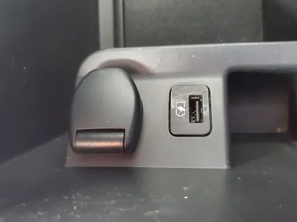 2022 /Charcoal Nissan Rogue SV (JN1BJ1BW8NW) with an 4 Cyl, 2.0L engine, CVT transmission, located at 6064 Gull Rd, Kalamazoo, MI, 49048, (269) 222-0088, 42.328388, -85.512924 - Whether your weeks are packed with long commutes up and down I-94, school drop-offs in Milwood, or spontaneous weekend escapes to Lake Michigan, this 2022 Nissan Rogue SV AWD is built to keep life moving comfortably and confidently. With its practical SUV layout, smart safety tech, and all-weather c - Photo#27