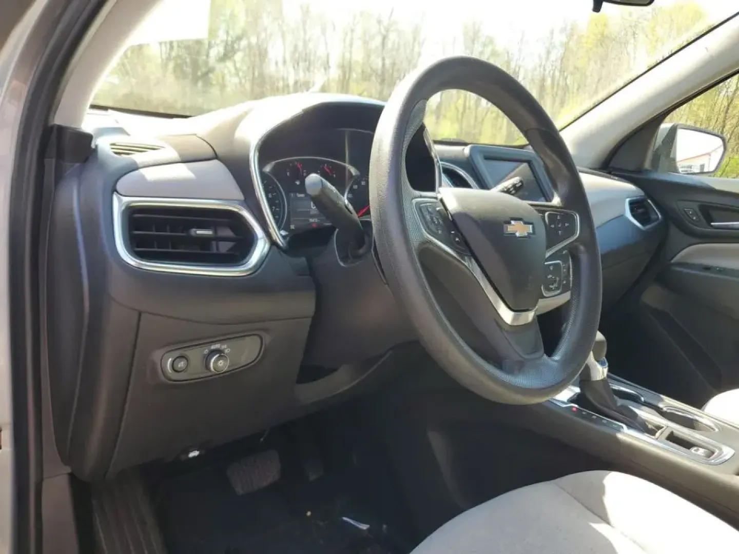 2023 /Medium Ash Gray Chevrolet Equinox LT 2WD (3GNAXKEG9PS) with an 1.5L L4 DOHC 16V TURBO engine, 6A transmission, located at 6064 Gull Rd, Kalamazoo, MI, 49048, (269) 222-0088, 42.328388, -85.512924 - Pack up for a Lake Michigan weekend, glide through a daily I-94 commute, or handle school drop-offs around town with an SUV that fits real life: this **2023 Chevrolet Equinox LT** blends comfort, modern tech, and practical fuel-saving performance in a size that's easy to park downtown yet roomy enou- Photo#14