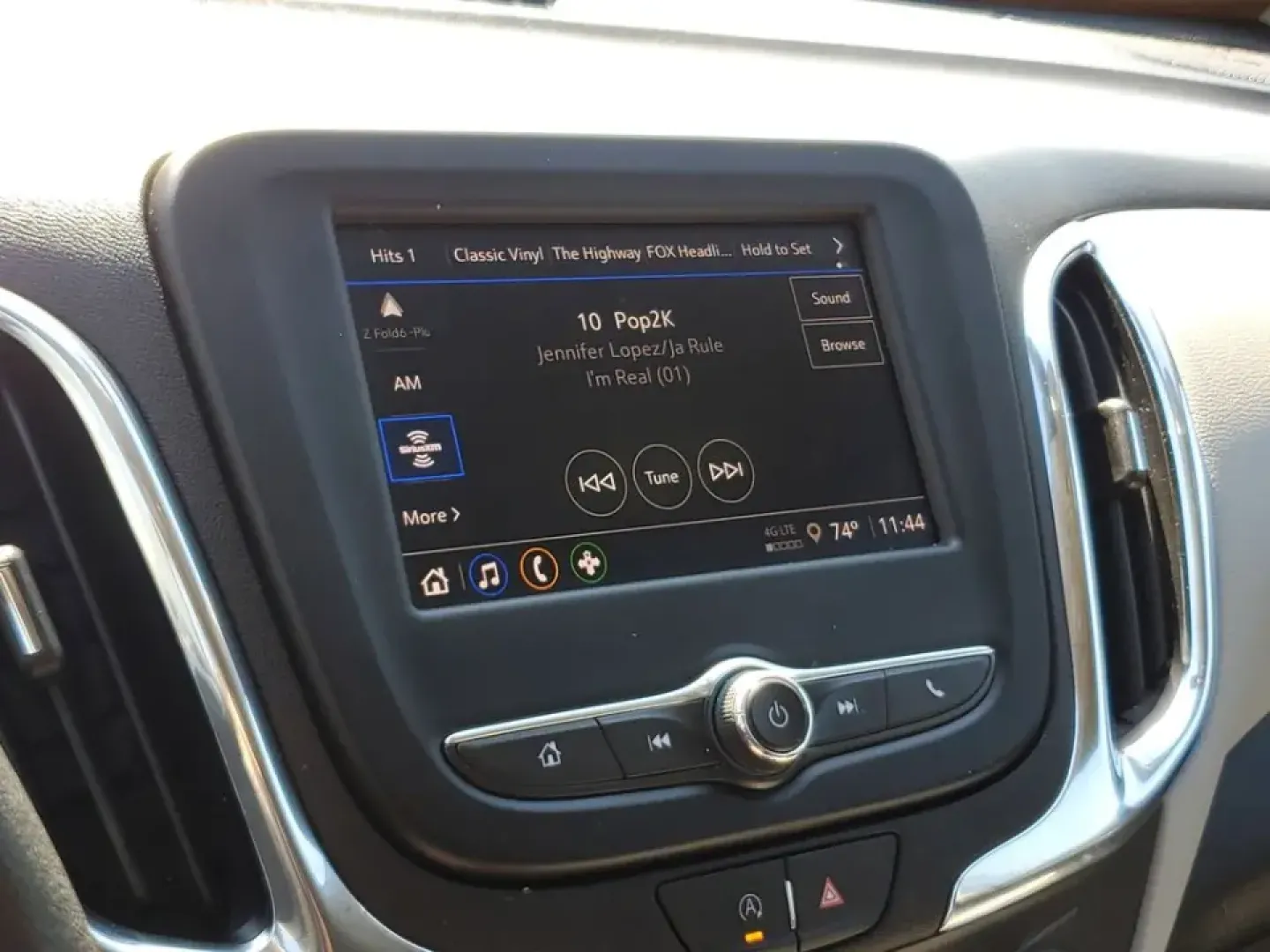 2023 /Medium Ash Gray Chevrolet Equinox LT 2WD (3GNAXKEG9PS) with an 1.5L L4 DOHC 16V TURBO engine, 6A transmission, located at 6064 Gull Rd, Kalamazoo, MI, 49048, (269) 222-0088, 42.328388, -85.512924 - Pack up for a Lake Michigan weekend, glide through a daily I-94 commute, or handle school drop-offs around town with an SUV that fits real life: this **2023 Chevrolet Equinox LT** blends comfort, modern tech, and practical fuel-saving performance in a size that's easy to park downtown yet roomy enou- Photo#20
