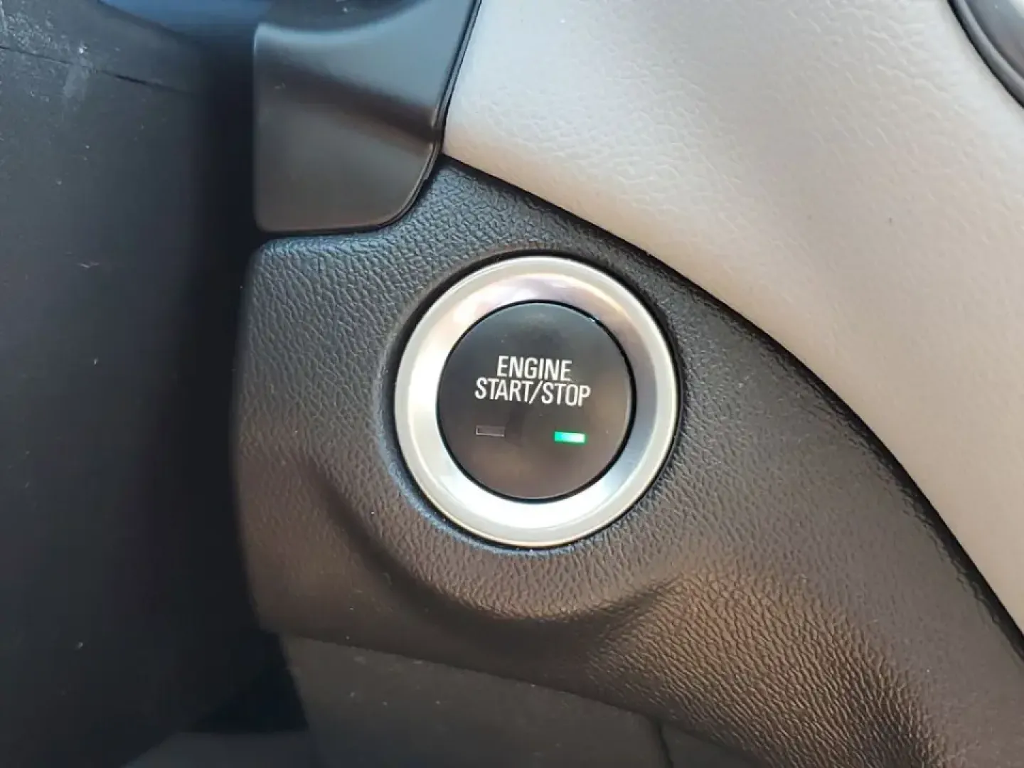 2023 /Medium Ash Gray Chevrolet Equinox LT 2WD (3GNAXKEG9PS) with an 1.5L L4 DOHC 16V TURBO engine, 6A transmission, located at 6064 Gull Rd, Kalamazoo, MI, 49048, (269) 222-0088, 42.328388, -85.512924 - Pack up for a Lake Michigan weekend, glide through a daily I-94 commute, or handle school drop-offs around town with an SUV that fits real life: this **2023 Chevrolet Equinox LT** blends comfort, modern tech, and practical fuel-saving performance in a size that's easy to park downtown yet roomy enou- Photo#23