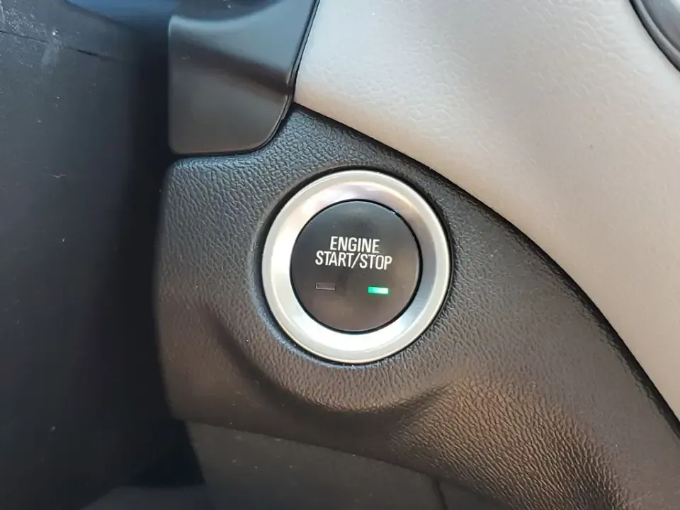 2023 /Medium Ash Gray Chevrolet Equinox LT (3GNAXKEG9PS) with an 4 Cyl, 1.5L engine, 6-speed automatic transmission, located at 6064 Gull Rd, Kalamazoo, MI, 49048, (269) 222-0088, 42.328388, -85.512924 - Make every day easier-whether you're commuting down Gull Rd to downtown Kalamazoo, loading up for a weekend at Fort Custer Recreation Area, or doing the school-and-grocery loop around Milham Park. This 2023 Chevrolet Equinox LT is the kind of smart, practical SUV that fits real life: comfortable, ef - Photo#23
