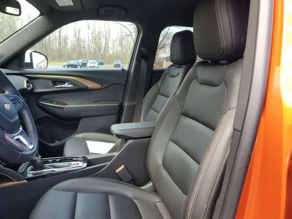 2023 /Jet Black w/Arizona Accents Chevrolet TrailBlazer ACTIV (KL79MSSL8PB) with an 3 Cyl, 1.3L engine, 9-speed automatic transmission, located at 6064 Gull Rd, Kalamazoo, MI, 49048, (269) 222-0088, 42.328388, -85.512924 - Pack up the gear, load the family, and point the nose toward a Michigan weekend-this 2023 Chevrolet TrailBlazer ACTIV AWD is the kind of small SUV that makes everyday commuting and spontaneous road trips feel effortless. With its bold Vivid Orange Metallic paint, confident stance, and adventure-read - Photo#14