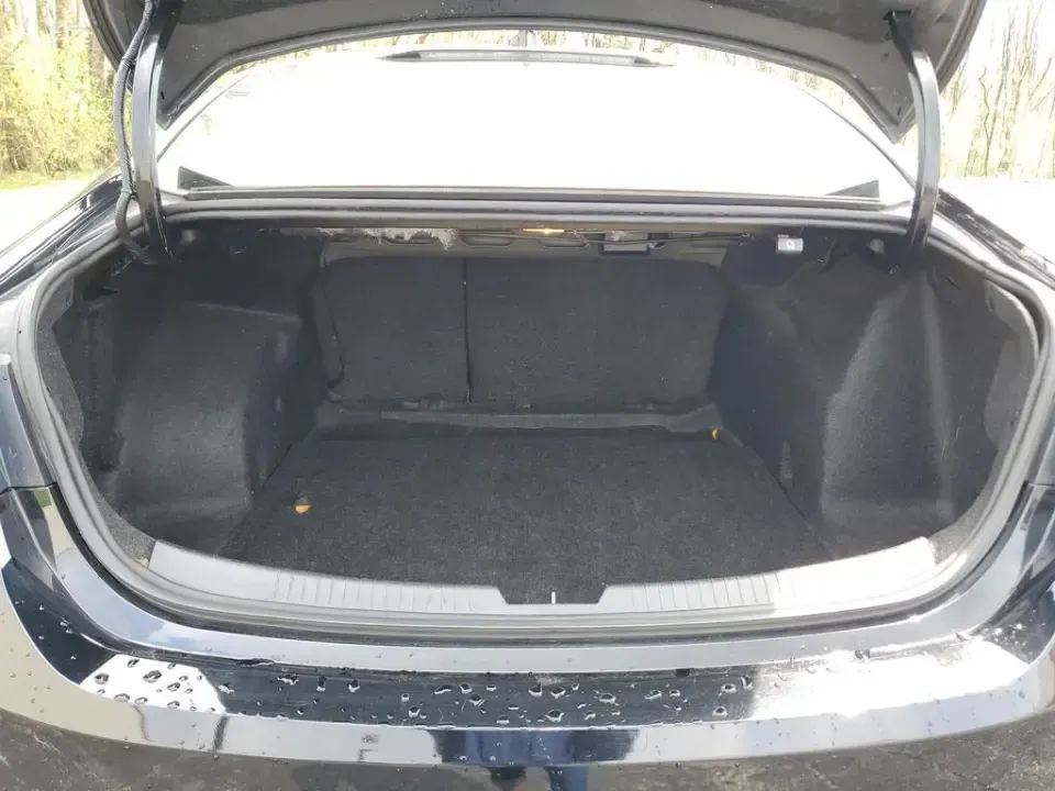 2020 /Jet Black Chevrolet Malibu LT (1G1ZD5ST3LF) with an 4 Cyl, 1.5L engine, CVT transmission, located at 6064 Gull Rd, Kalamazoo, MI, 49048, (269) 222-0088, 42.328388, -85.512924 - Need a smart, comfortable sedan that makes everyday life easier-whether you're commuting down Gull Rd to work, cruising I-94 toward Battle Creek, or planning a weekend date night downtown near Bronson Park? This 2020 Chevrolet Malibu LT is the kind of practical, stylish ride that fits real life in K - Photo#6