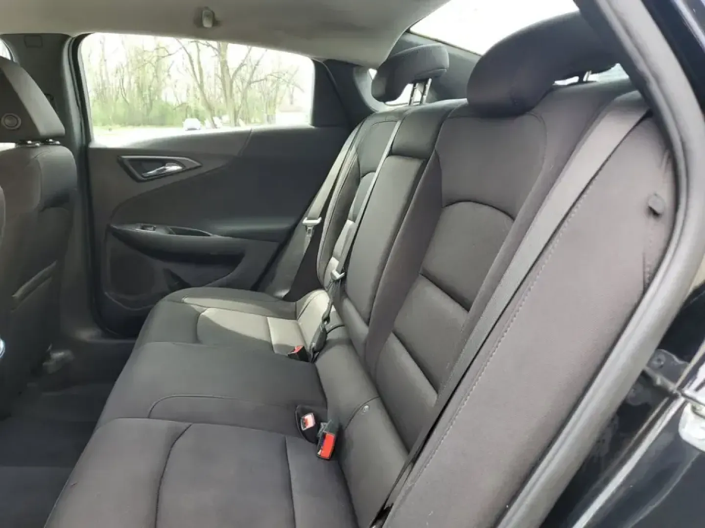 2020 /Jet Black Chevrolet Malibu LT (1G1ZD5ST3LF) with an 4 Cyl, 1.5L engine, CVT transmission, located at 6064 Gull Rd, Kalamazoo, MI, 49048, (269) 222-0088, 42.328388, -85.512924 - Need a smart, comfortable sedan that makes everyday life easier-whether you're commuting down Gull Rd to work, cruising I-94 toward Battle Creek, or planning a weekend date night downtown near Bronson Park? This 2020 Chevrolet Malibu LT is the kind of practical, stylish ride that fits real life in K - Photo#6
