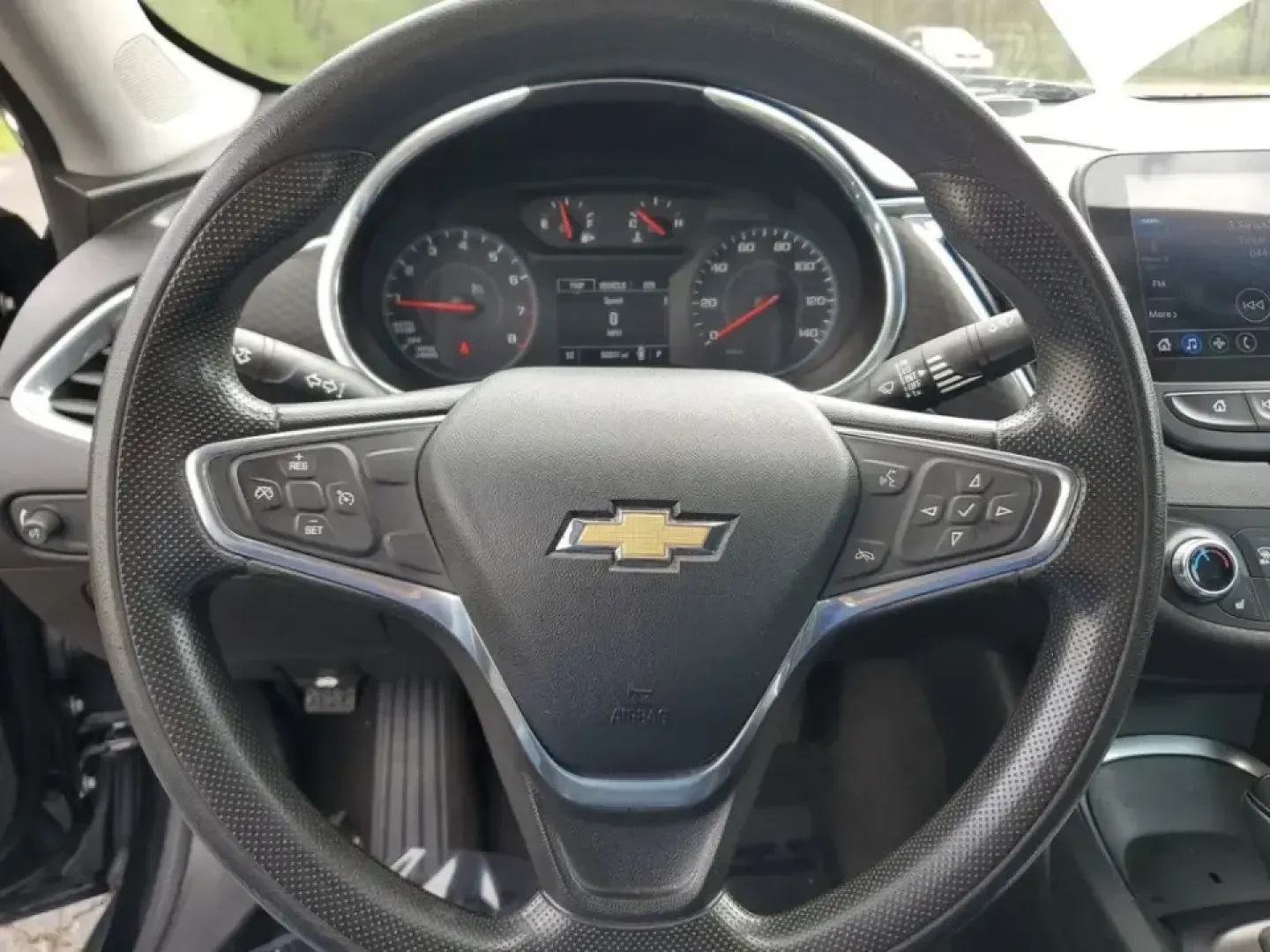 2020 /Jet Black Chevrolet Malibu LT (1G1ZD5ST3LF) with an 4 Cyl, 1.5L engine, CVT transmission, located at 6064 Gull Rd, Kalamazoo, MI, 49048, (269) 222-0088, 42.328388, -85.512924 - Need a smart, comfortable sedan that makes everyday life easier-whether you're commuting down Gull Rd to work, cruising I-94 toward Battle Creek, or planning a weekend date night downtown near Bronson Park? This 2020 Chevrolet Malibu LT is the kind of practical, stylish ride that fits real life in K - Photo#14