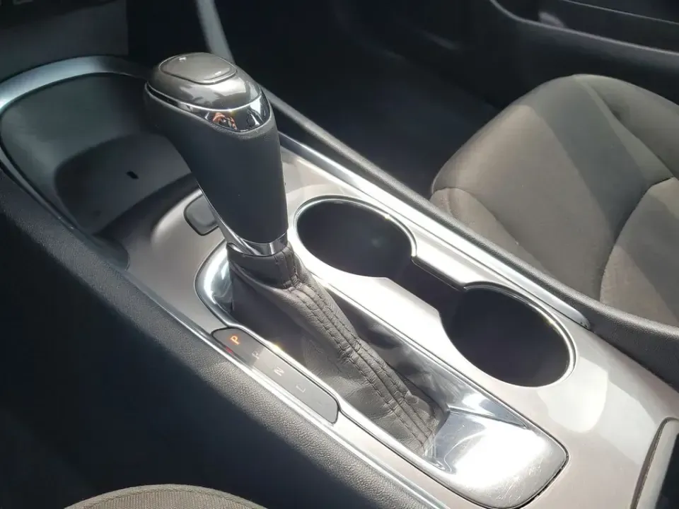 2020 /Jet Black Chevrolet Malibu LT (1G1ZD5ST3LF) with an 4 Cyl, 1.5L engine, CVT transmission, located at 6064 Gull Rd, Kalamazoo, MI, 49048, (269) 222-0088, 42.328388, -85.512924 - Need a smart, comfortable sedan that makes everyday life easier-whether you're commuting down Gull Rd to work, cruising I-94 toward Battle Creek, or planning a weekend date night downtown near Bronson Park? This 2020 Chevrolet Malibu LT is the kind of practical, stylish ride that fits real life in K - Photo#24