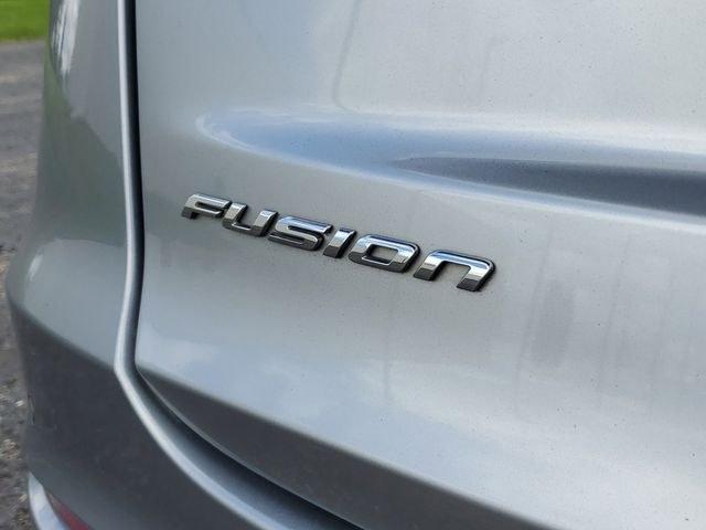 2020 Silver Metallic /Ebony Ford Fusion SE (3FA6P0HD6LR) with an 1.5L EcoBoost engine, Automatic transmission, located at 6064 Gull Rd, Kalamazoo, MI, 49048, (269) 222-0088, 42.328388, -85.512924- Photo#5