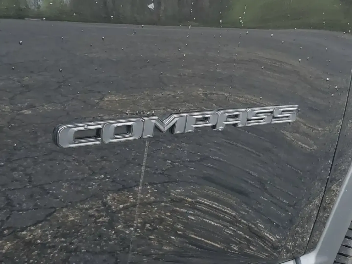 2019 /Black Jeep Compass Altitude (3C4NJDBB2KT) with an 4 Cyl, 2.4L engine, 9-speed automatic transmission, located at 6064 Gull Rd, Kalamazoo, MI, 49048, (269) 222-0088, 42.328388, -85.512924 - Picture your next Michigan weekend: packing up for a fall color drive to Gull Lake, heading out before sunrise for a hike at Kalamazoo Nature Center, or confidently commuting through lake-effect snow on I-94. This 2019 Jeep Compass Altitude 4WD is built for real life in Kalamazoo-comfortable for dai - Photo#5