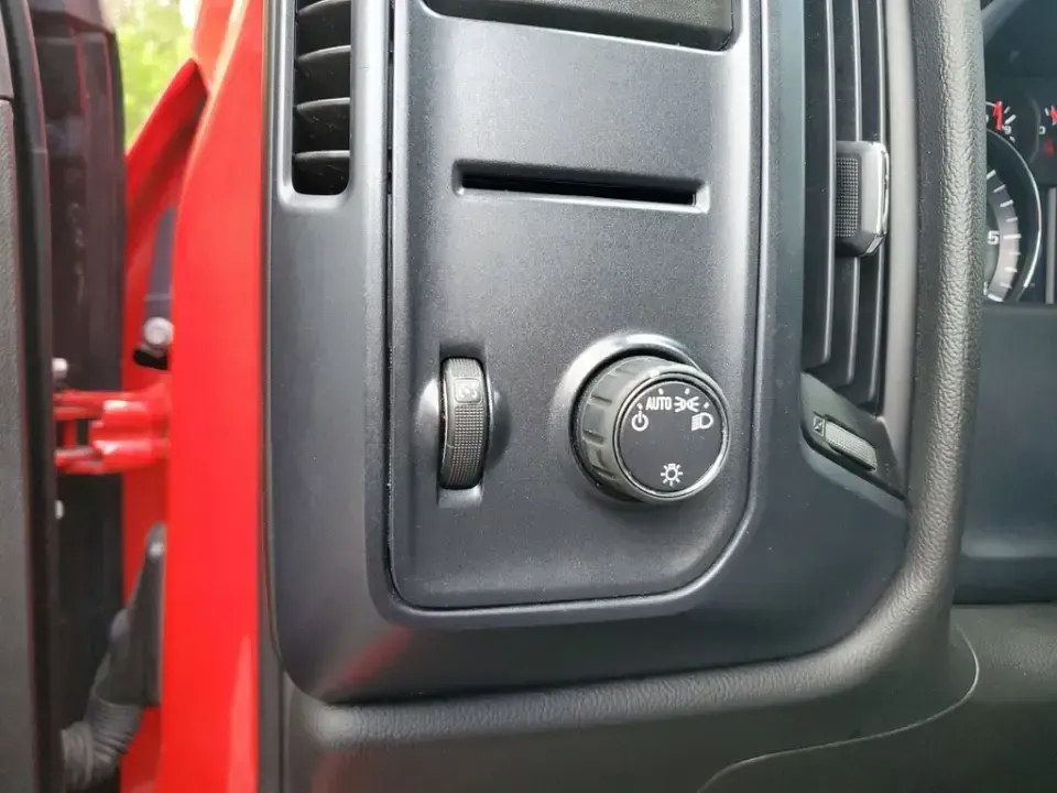 2018 /Dark Ash/Jet Black Chevrolet Silverado Custom (1GCVKPECXJZ) with an V8, 5.3L engine, 6-speed automatic transmission, located at 6064 Gull Rd, Kalamazoo, MI, 49048, (269) 222-0088, 42.328388, -85.512924 - Whether your weekends revolve around hauling camping gear to Fort Custer Recreation Area, towing a boat toward Gull Lake, or simply having a dependable 4WD truck for Michigan winters and everyday runs across town, this **2018 Chevrolet Silverado 1500 Custom 4WD** is built for the lifestyle. With its - Photo#13