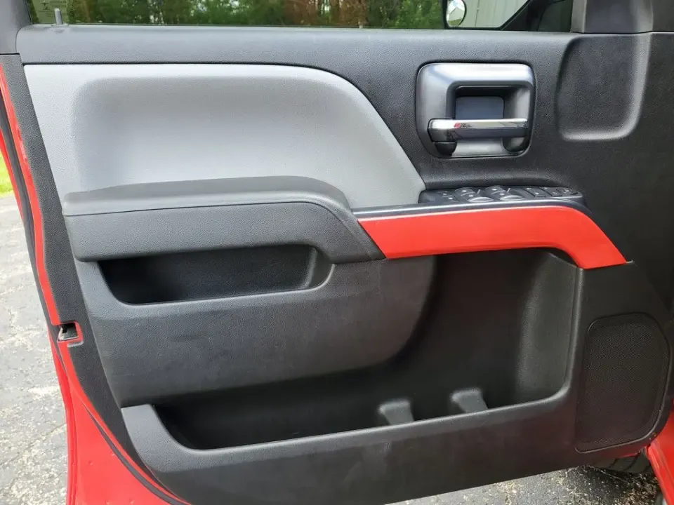 2018 Red /Dark Ash With Jet Black Interior Accents Chevrolet Silverado 1500 Custom (1GCVKPECXJZ) with an EcoTec3 5.3L V8 engine, Automatic transmission, located at 6064 Gull Rd, Kalamazoo, MI, 49048, (269) 222-0088, 42.328388, -85.512924- Photo#18