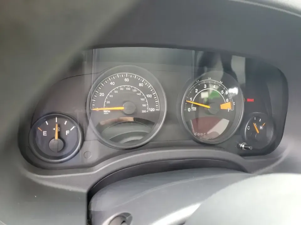 2015 /Dark Slate Gray Jeep Compass Sport (1C4NJDBB8FD) with an 4 Cyl, 2.4L engine, 5-speed manual transmission, located at 6064 Gull Rd, Kalamazoo, MI, 49048, (269) 222-0088, 42.328388, -85.512924 - Weekend trailheads, snowy commutes, and spontaneous road trips up to Lake Michigan all get easier when you've got a compact SUV that's ready for real life. This **2015 Jeep Compass Sport 4WD** is built for drivers who want everyday practicality with the confidence to handle Michigan weather-whether - Photo#16