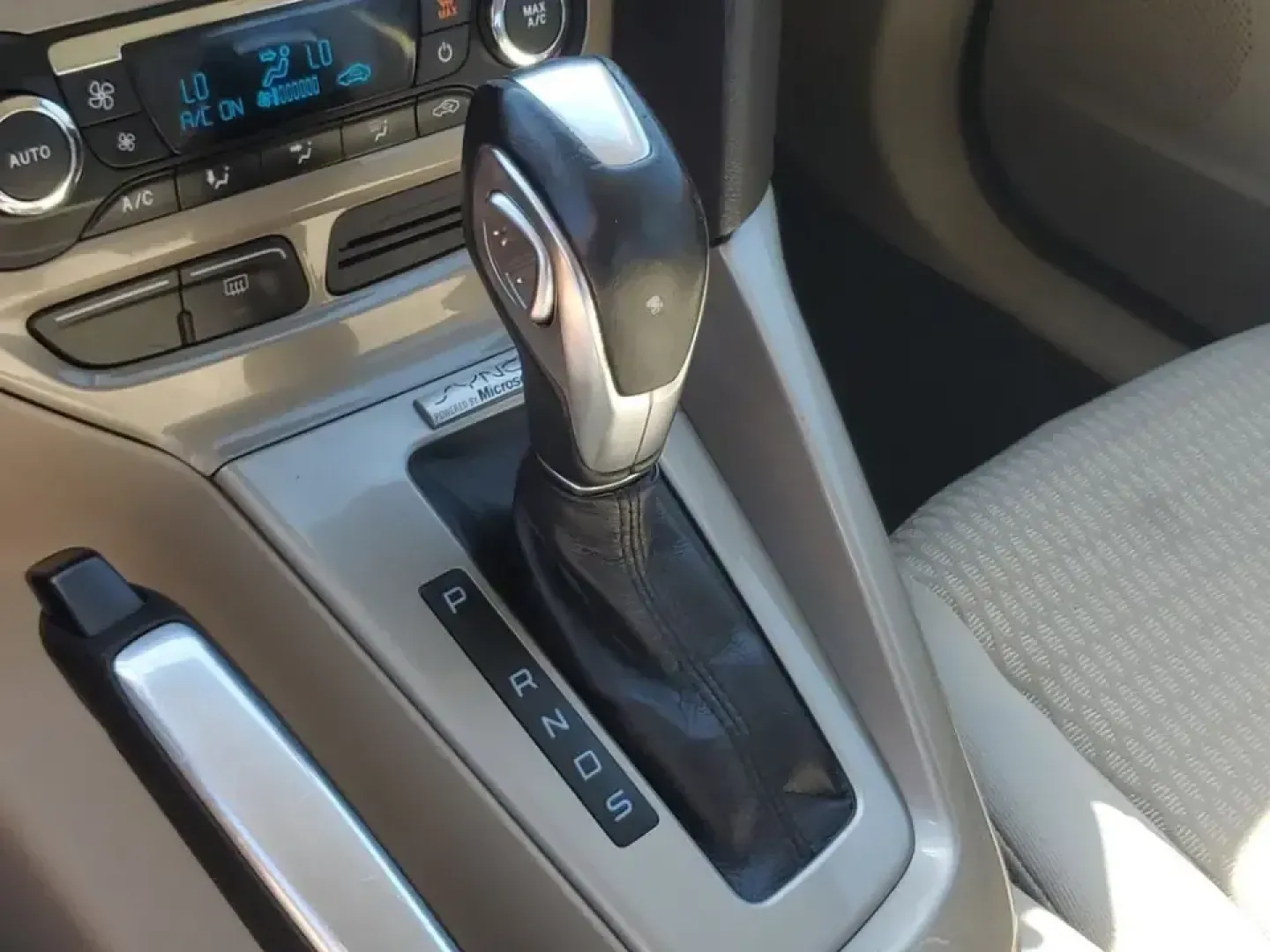 2012 /Medium Light Stone Ford Focus SEL (1FAHP3H24CL) with an 4 Cyl, 2.0L engine, 6-speed auto-shift manual transmission, located at 6064 Gull Rd, Kalamazoo, MI, 49048, (269) 222-0088, 42.328388, -85.512924 - Need a dependable commuter that keeps fuel stops and stress low while you cruise from Gull Road to Downtown Kalamazoo, campus, or the weekend farmers market? This Race Red 2012 Ford Focus SEL sedan is a smart pick for daily driving, first-time buyers, and budget-conscious shoppers who want a practic - Photo#21